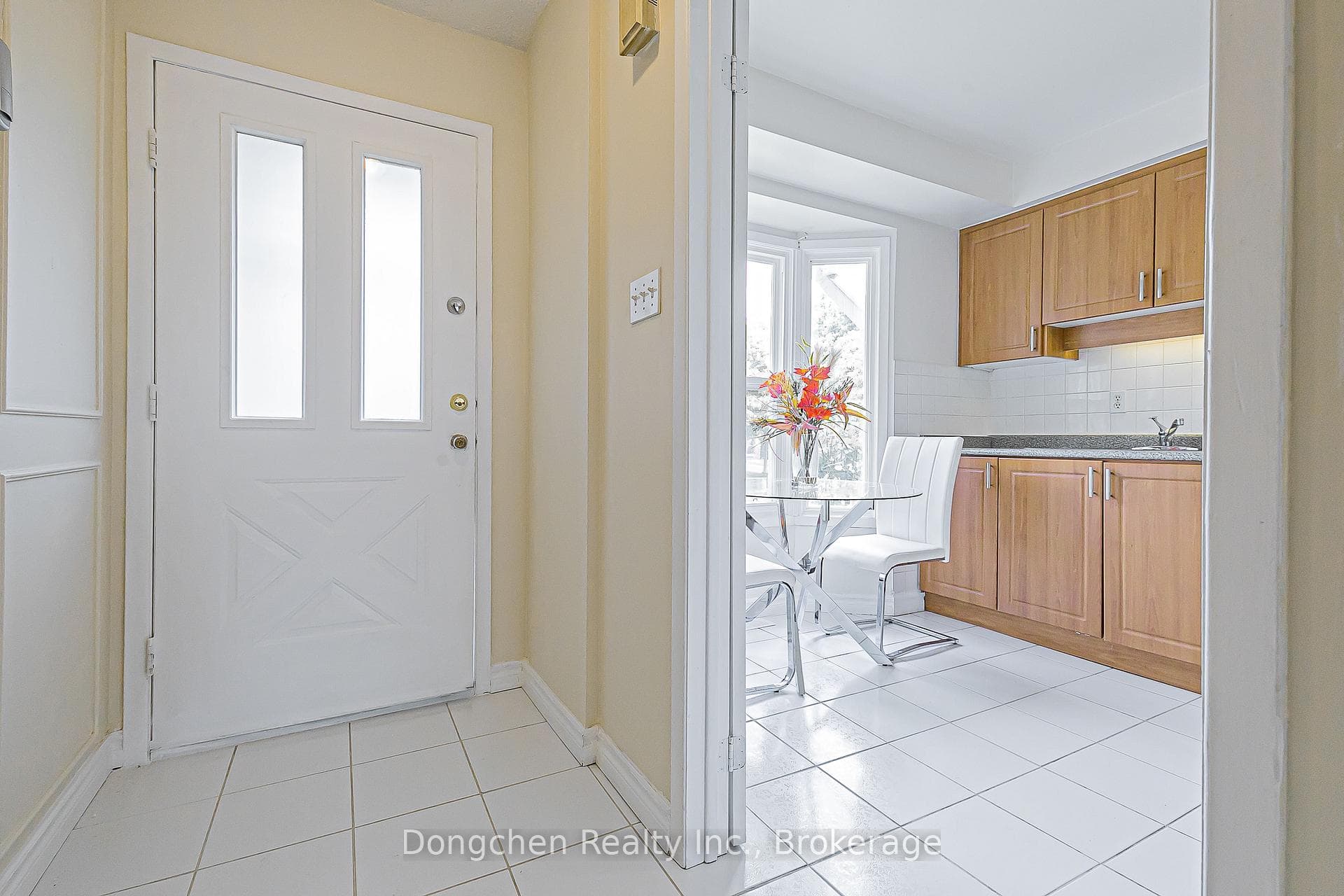 33 Fawndale Crescent photo 6