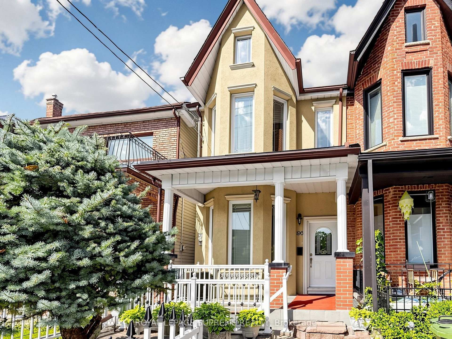 196 Palmerston Avenue photo 1
