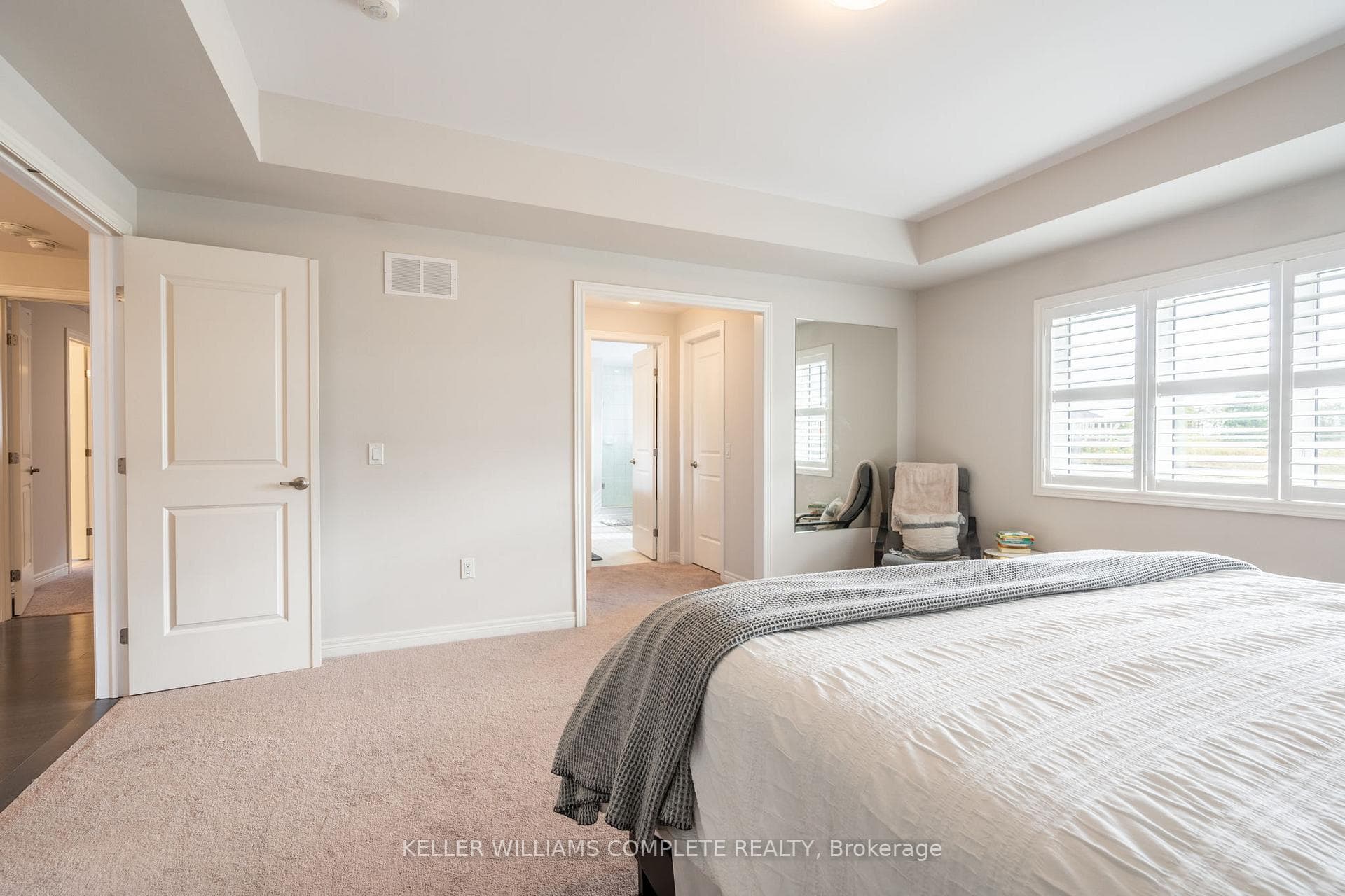 10 Robertson Road photo 31