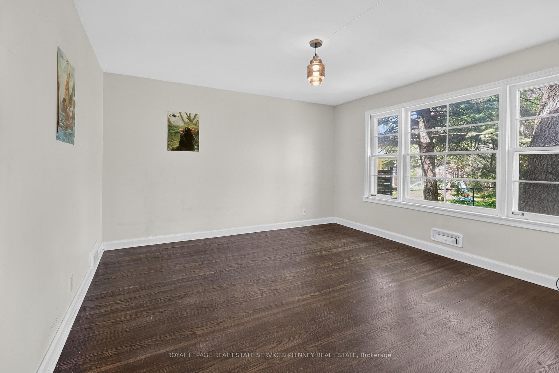 52 Valecrest Drive photo 10