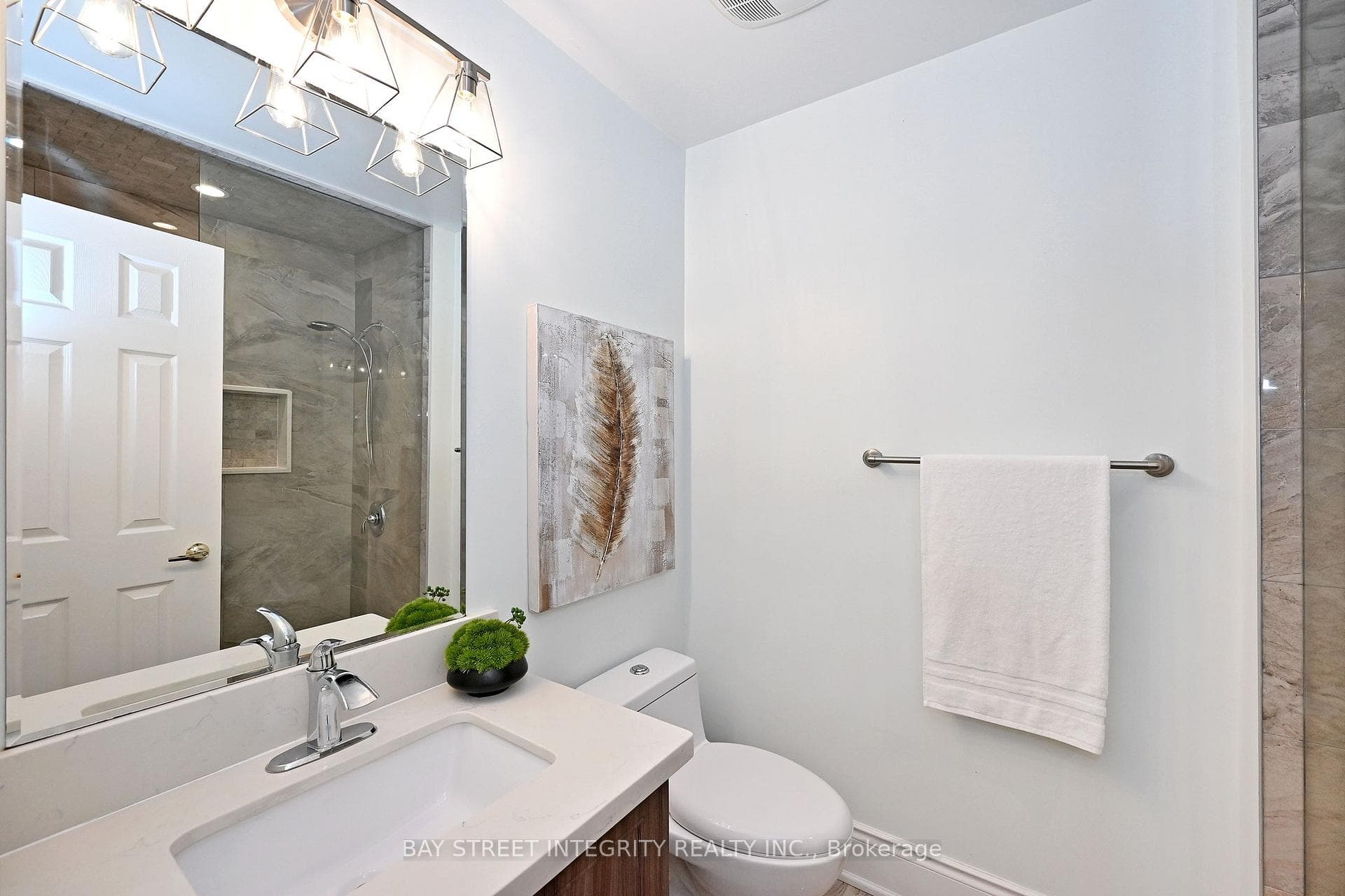 95 Alpine Crescent photo 26