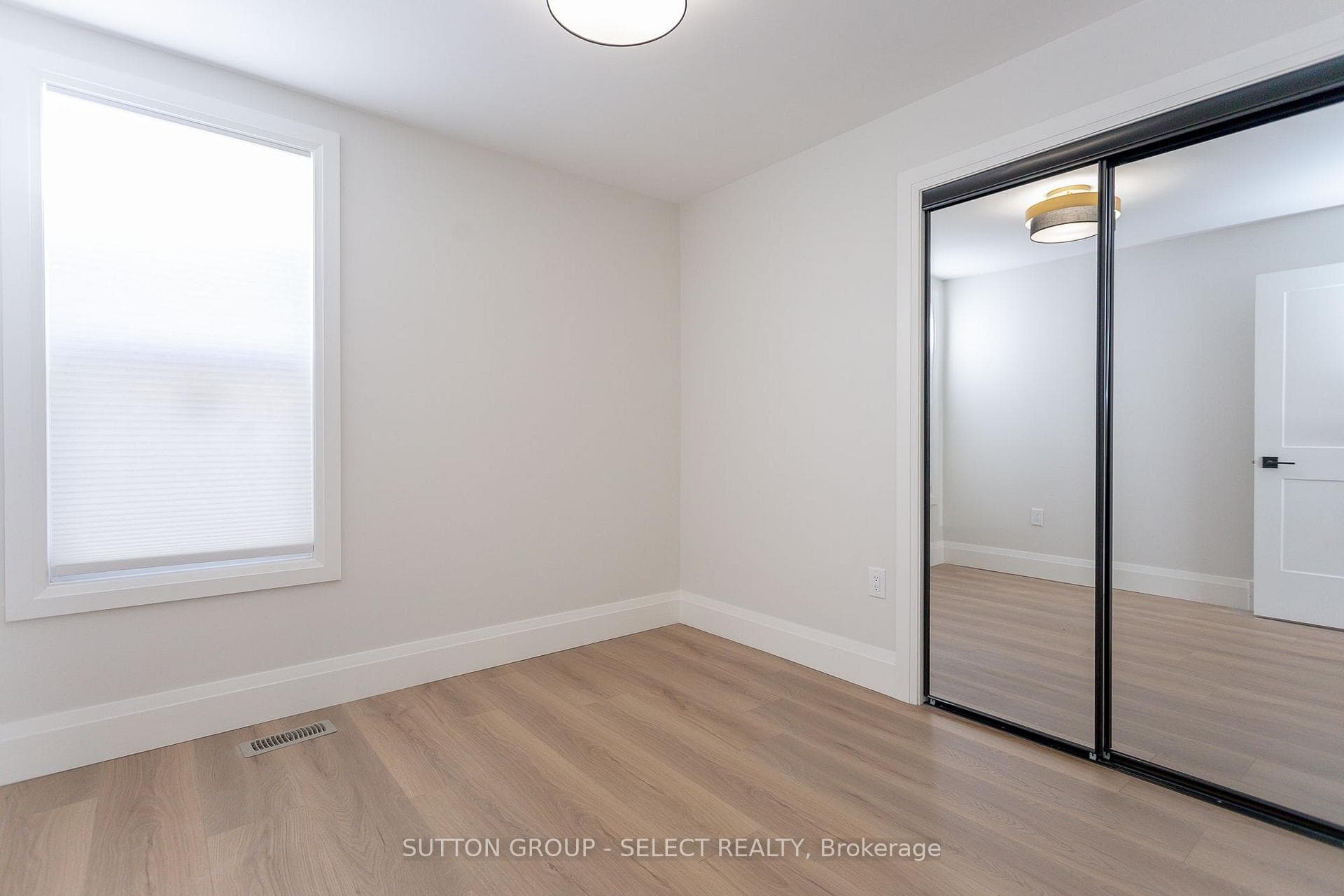 93 Dillabough Street photo 19