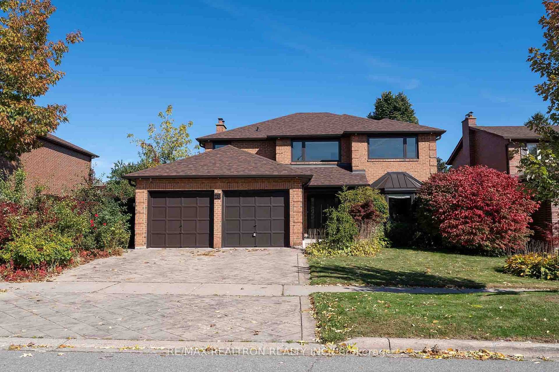 28 Houseman Crescent photo 1