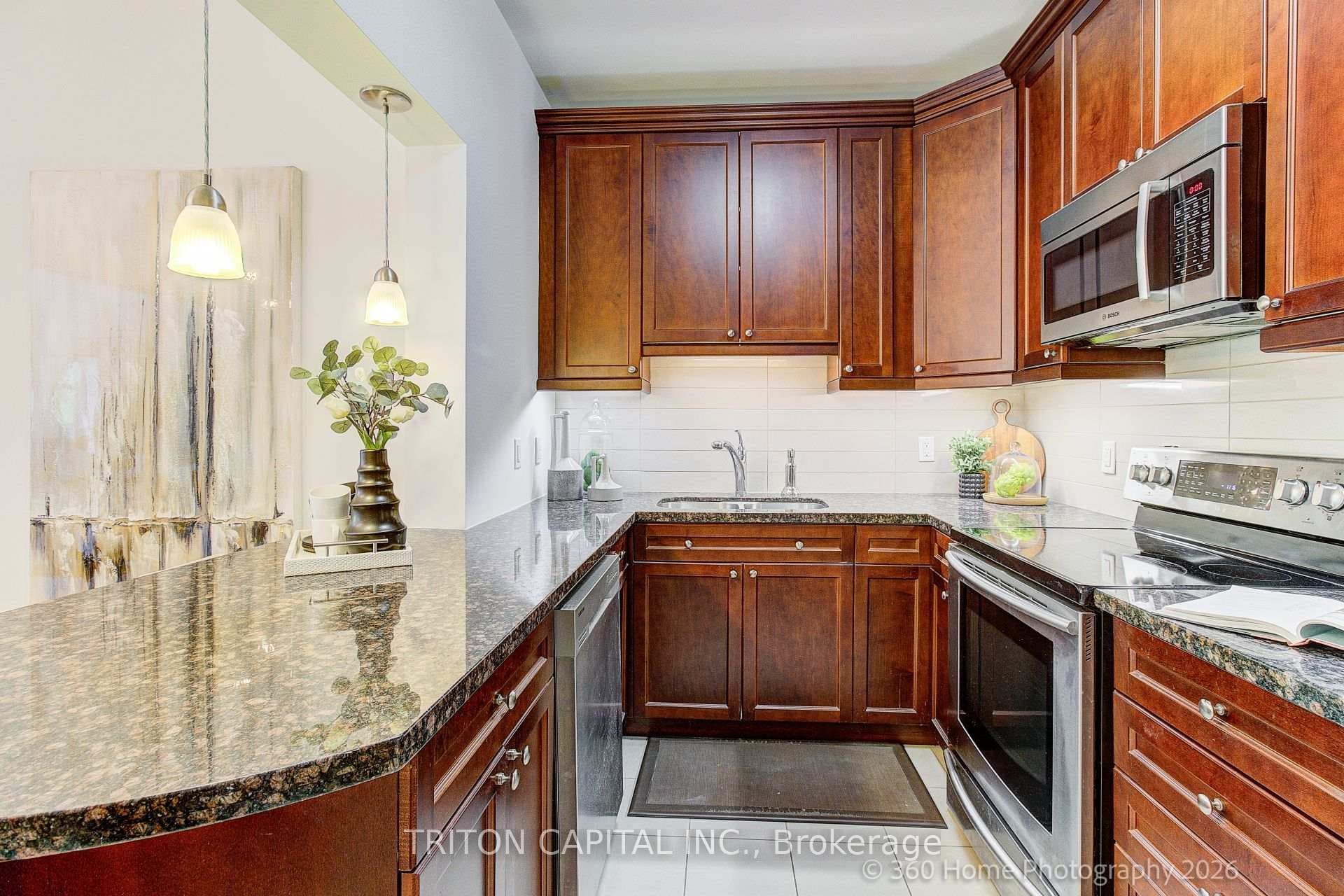 80 Burns Boulevard Unit 336 photo 11
