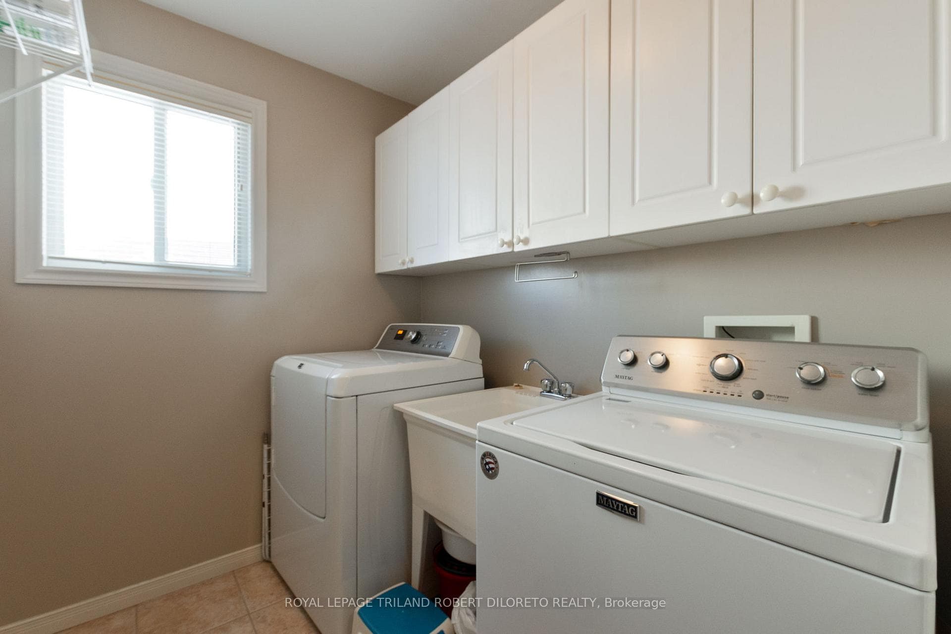 264 White Sands Drive photo 19