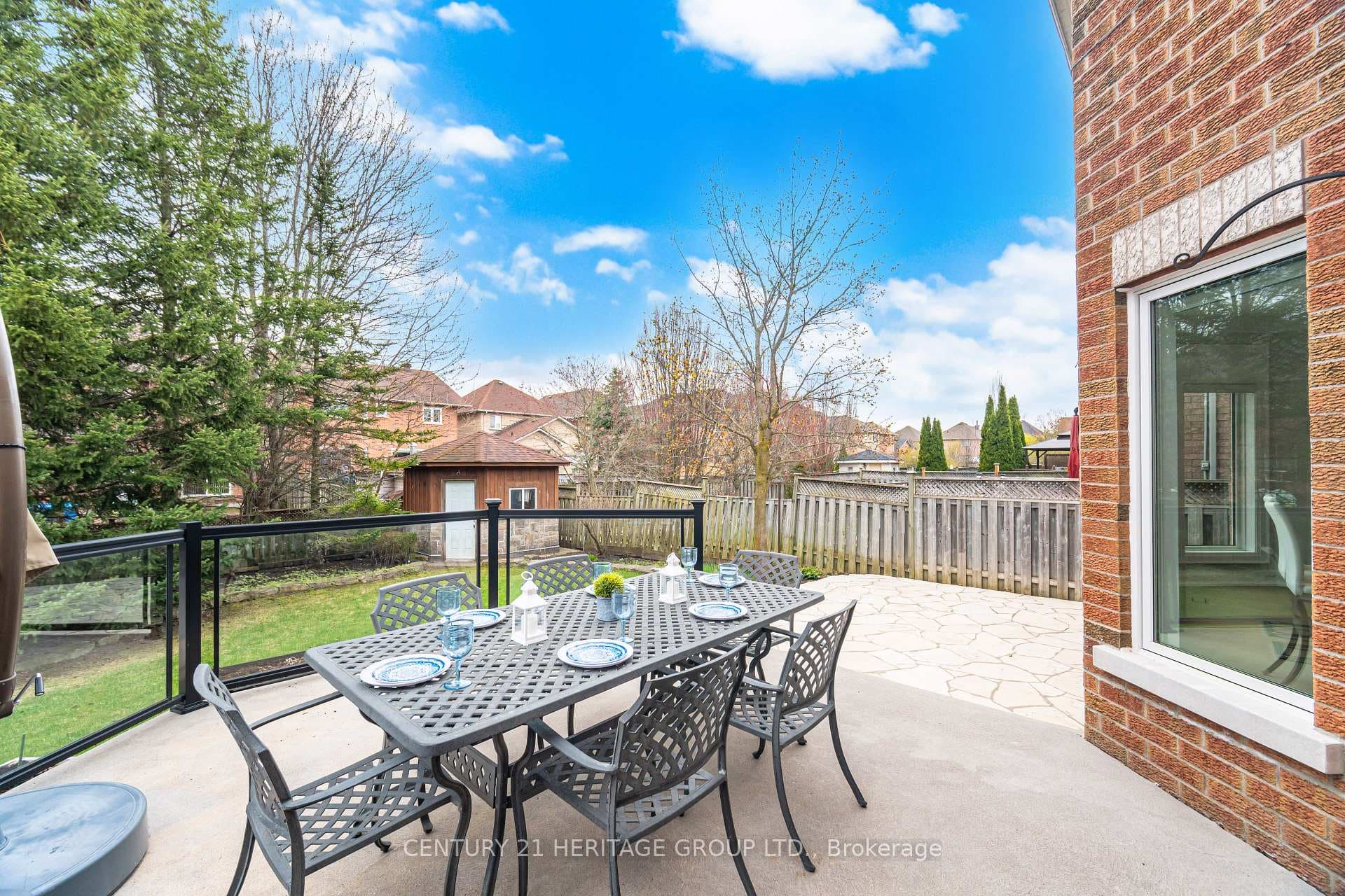 59 Estate Garden Drive photo 40