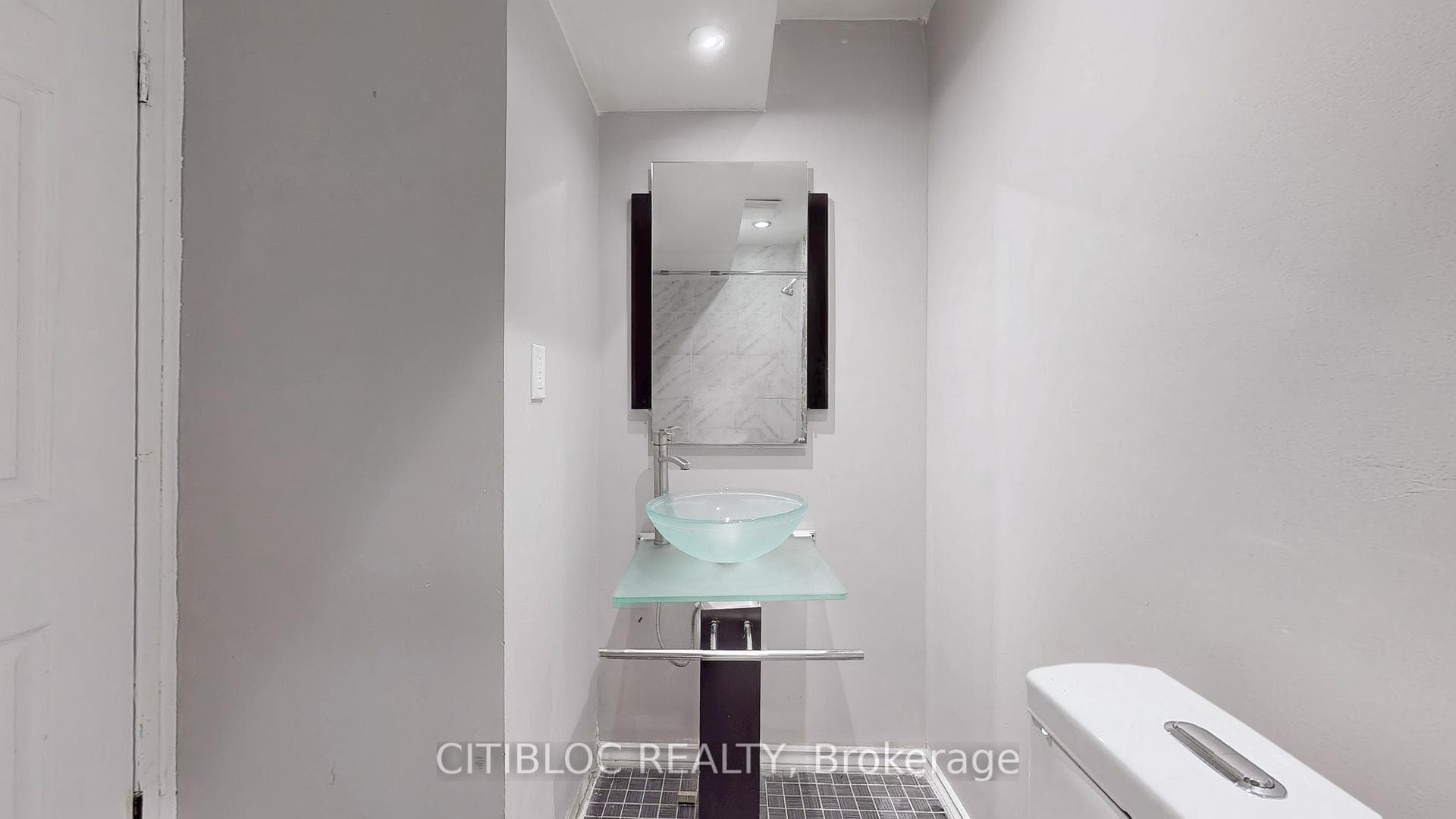 130 Rockgarden Trail photo 25