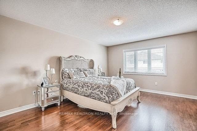 11 Matthewson Avenue photo 16