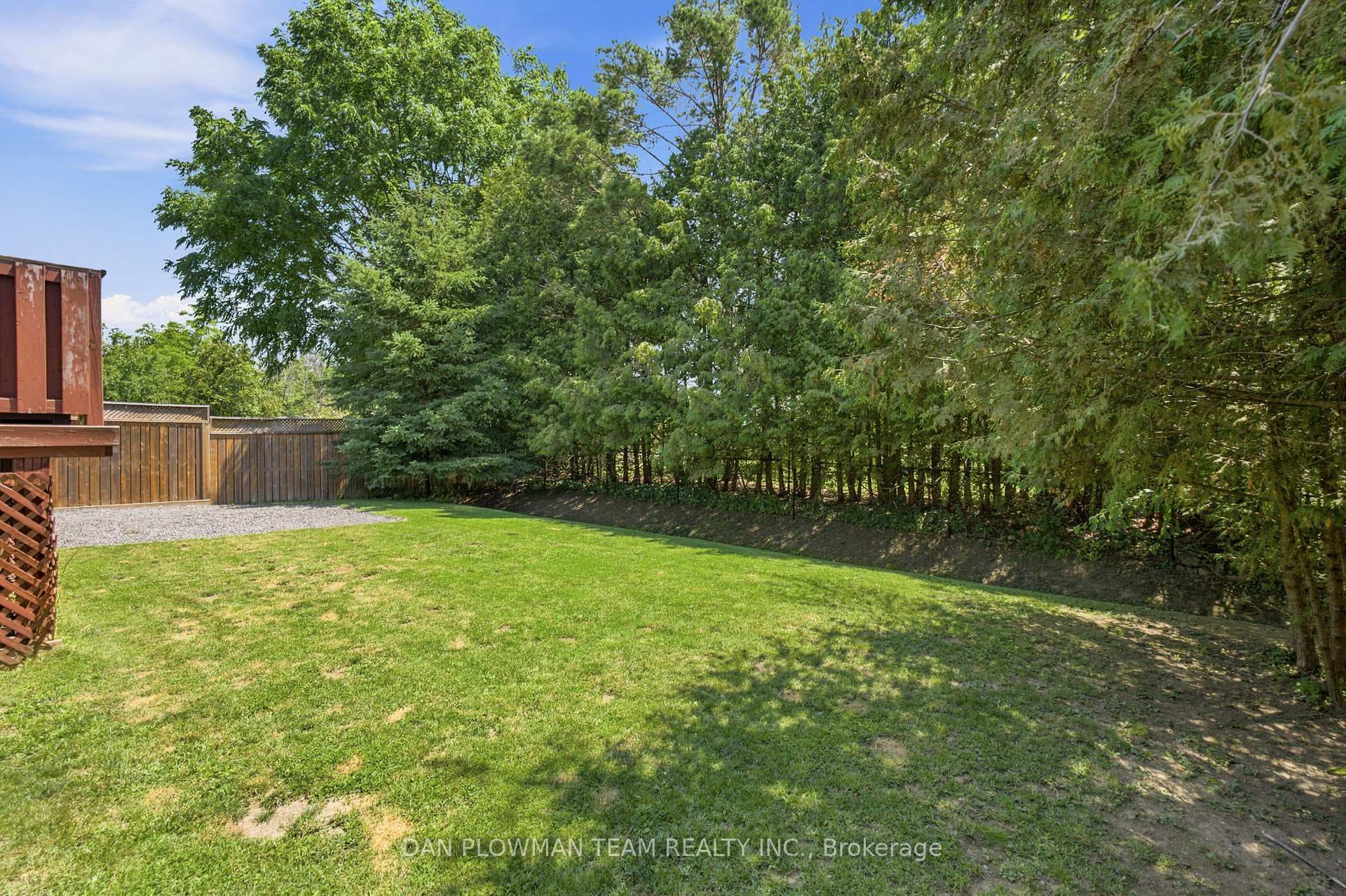 10 Springbank Road photo 38