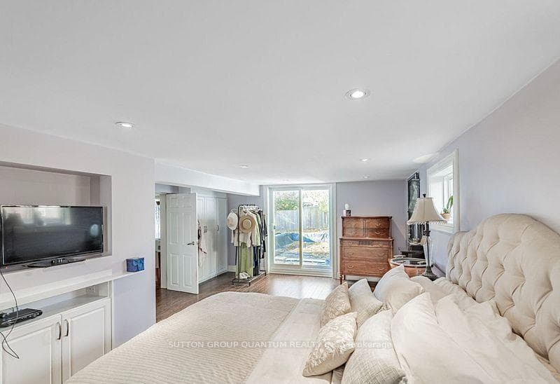 127 Mayfield Drive photo 29