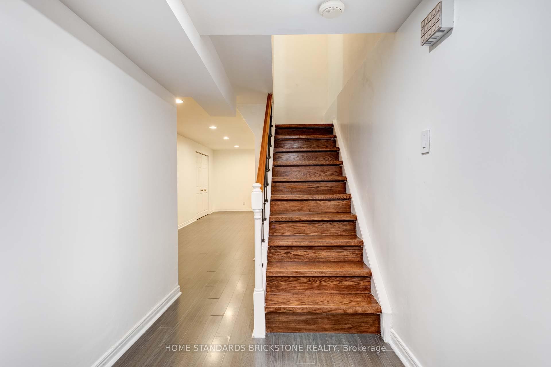 22 Aranka Court photo 34