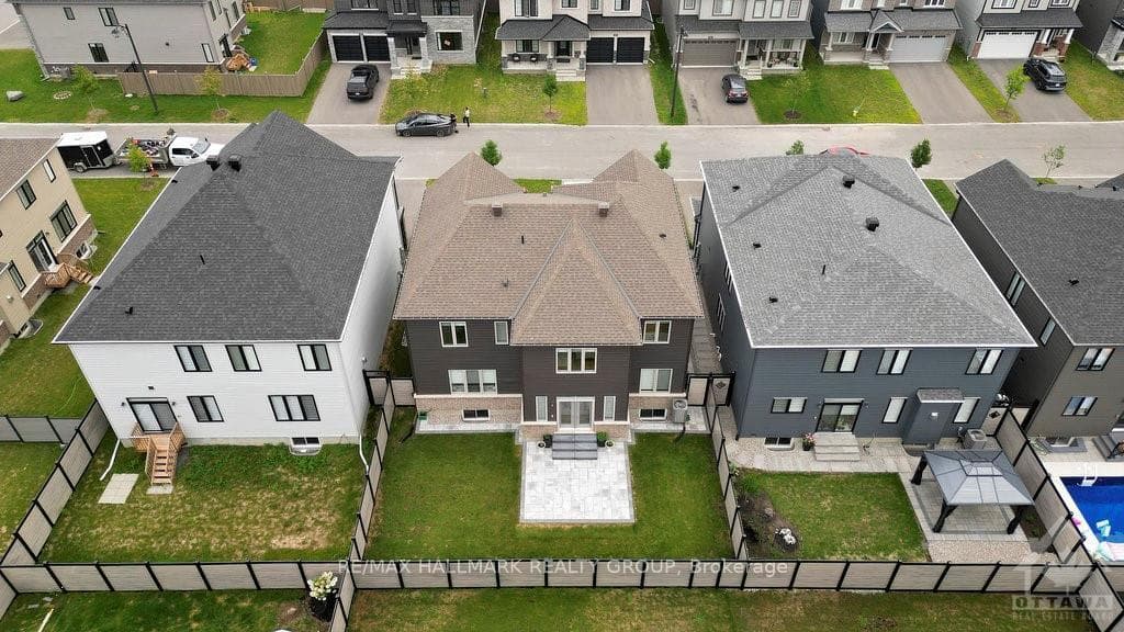 62 ADRIFT Street photo 25