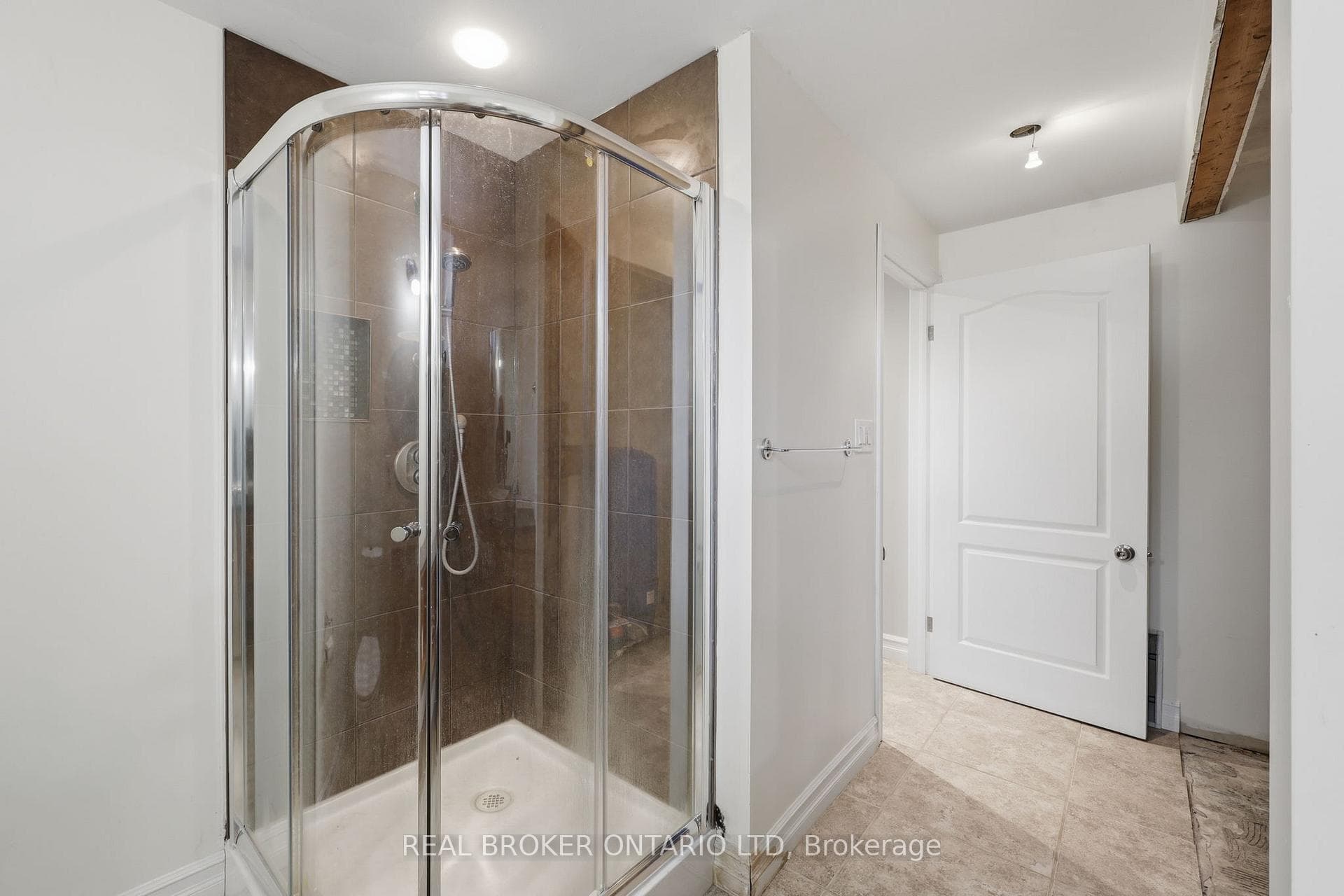 6152 Bostwick Road photo 32