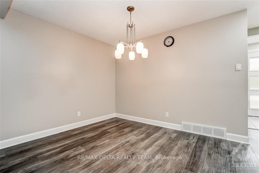 404 DUVAL Lane Unit A photo 6