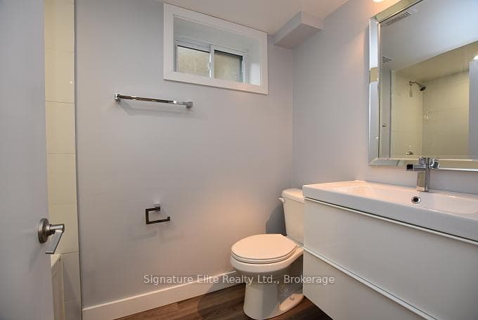 25 Lyncroft Drive Unit Bsmt photo 13