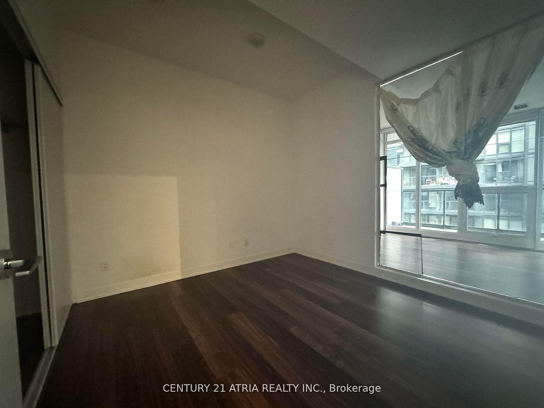 90 Queens Wharf Road Unit 608 photo 7