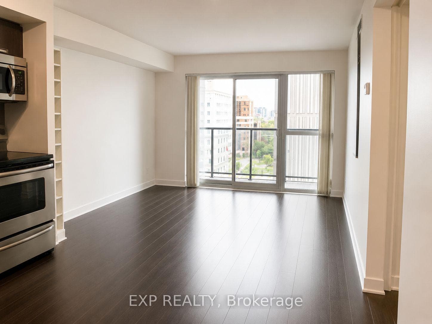 28 Ted Rogers Way Unit 1110 photo 10