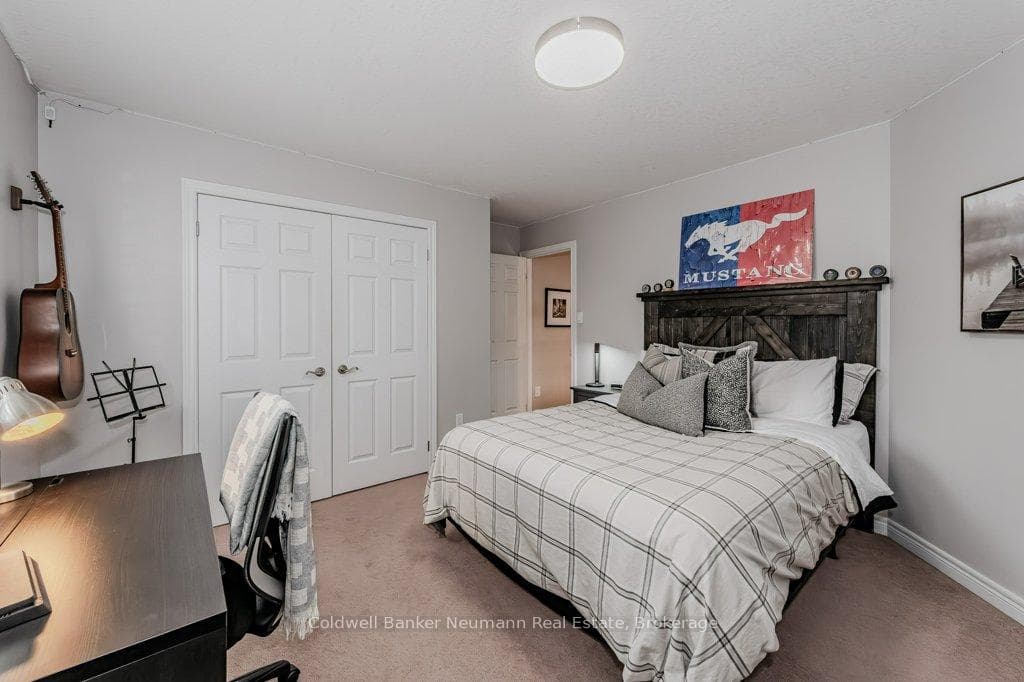 305 Farley Drive photo 29
