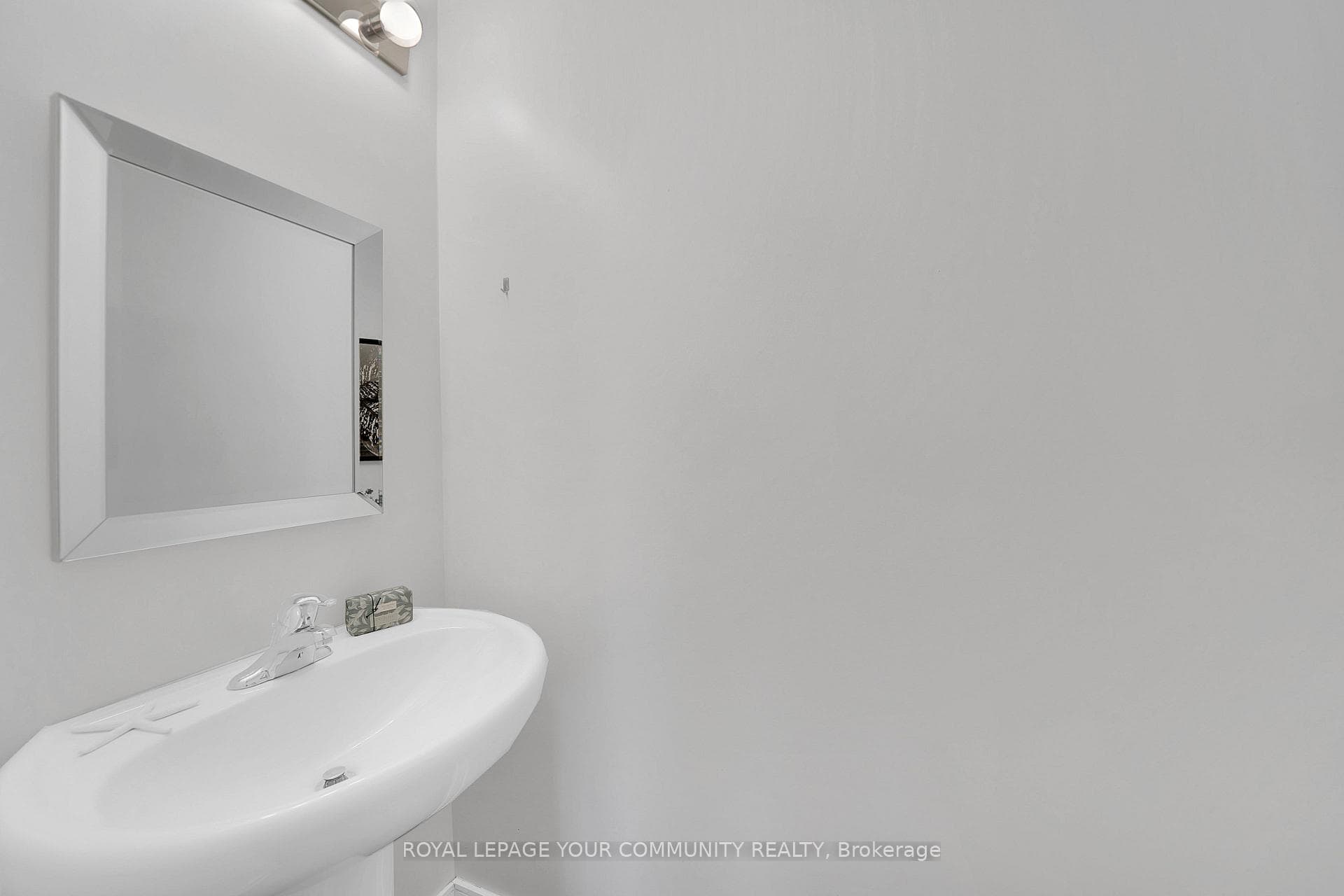 196 Pine Grove Road Unit 14 photo 15