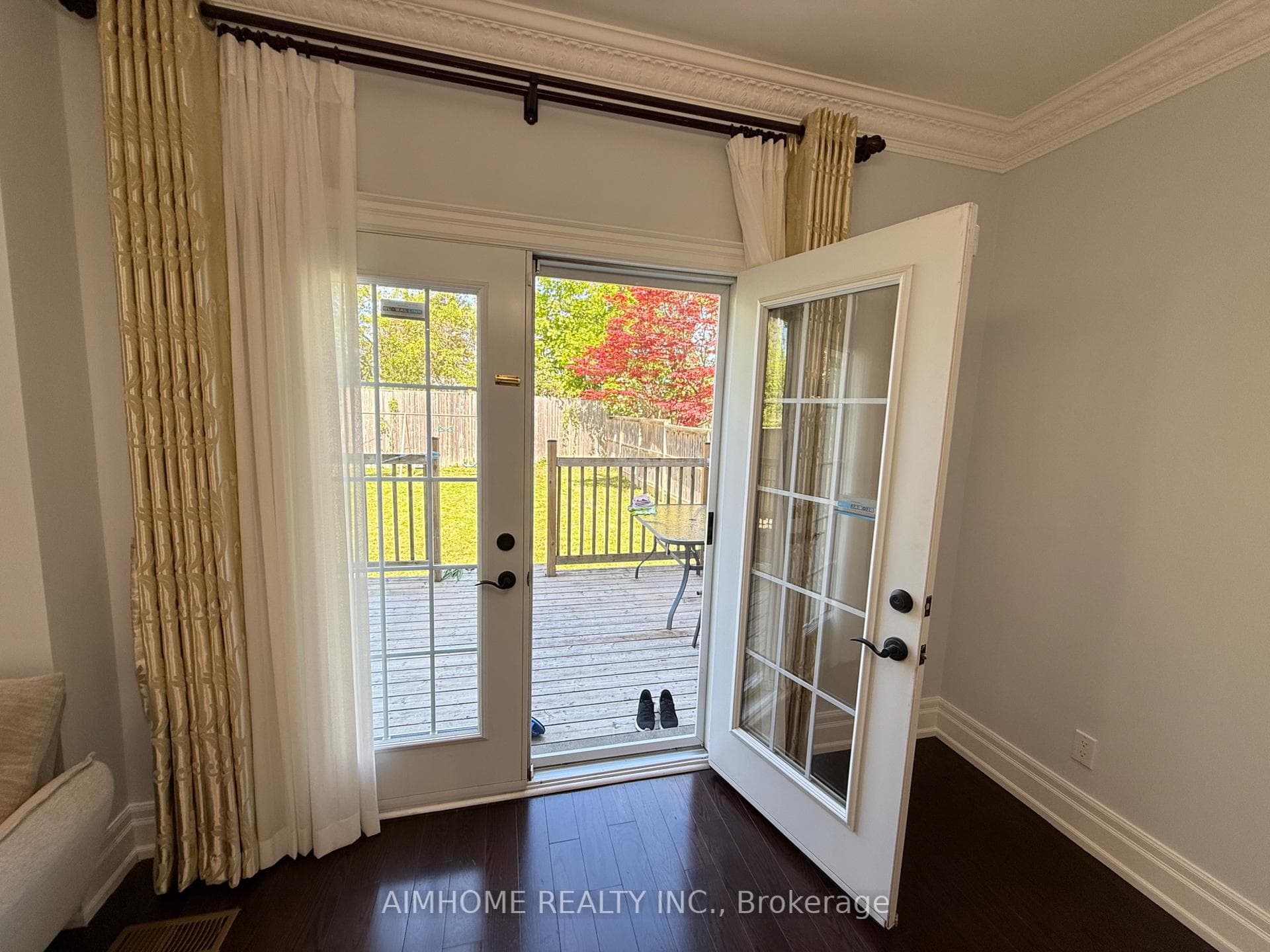 150 Aylesworth Avenue photo 13