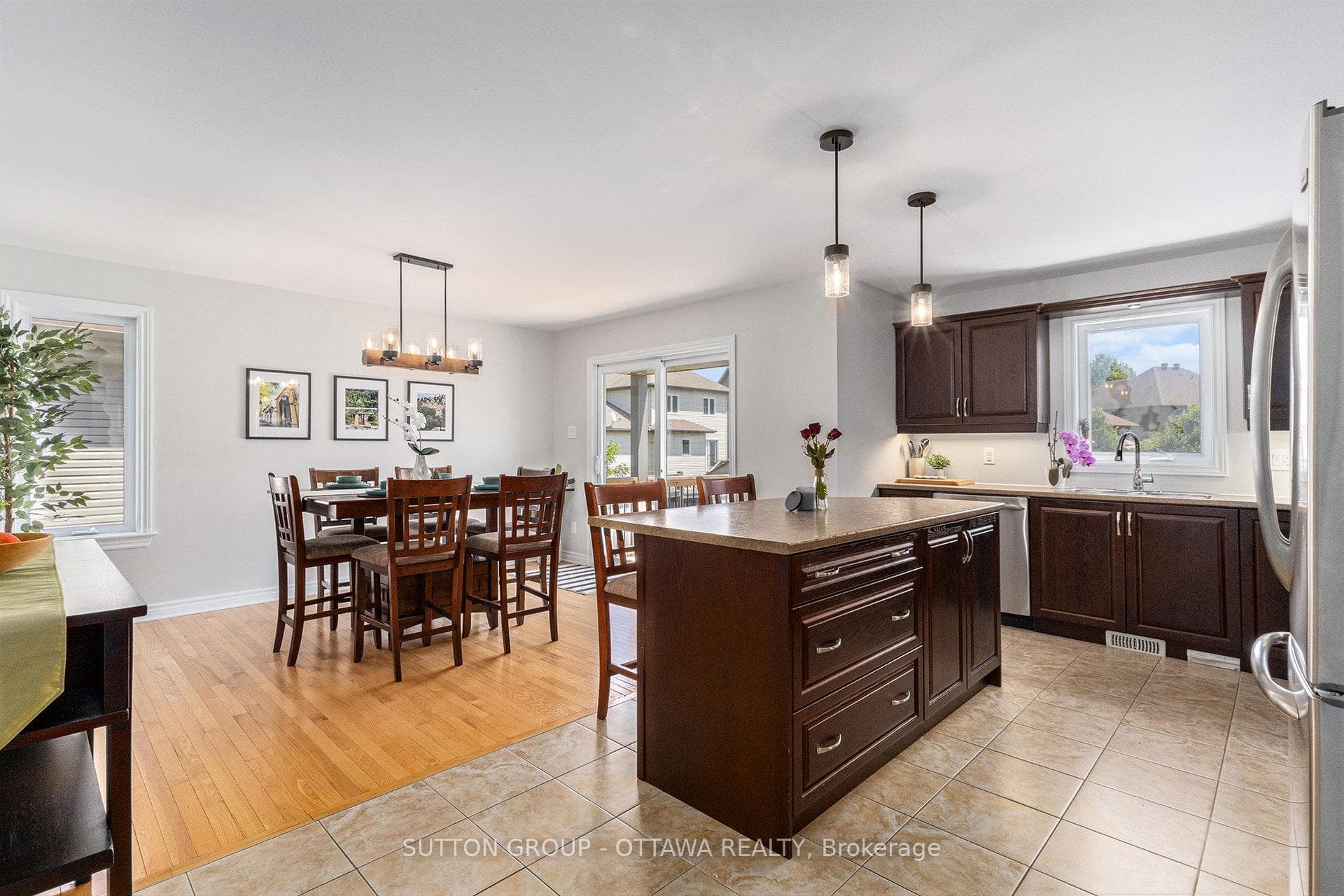 56 Honore Crescent photo 14