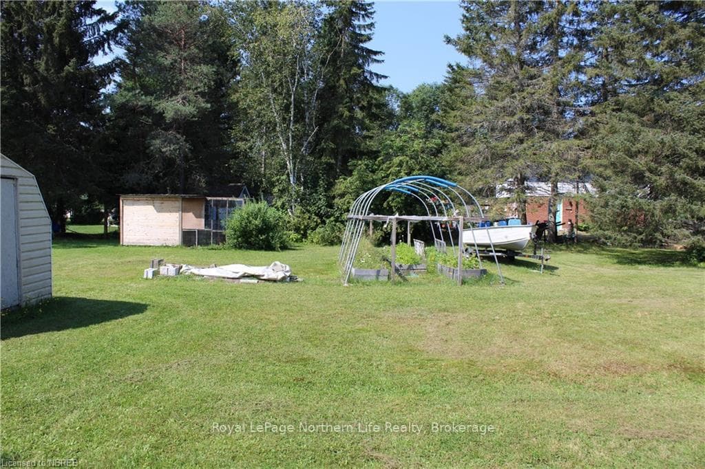 407 MORRISON Street photo 9