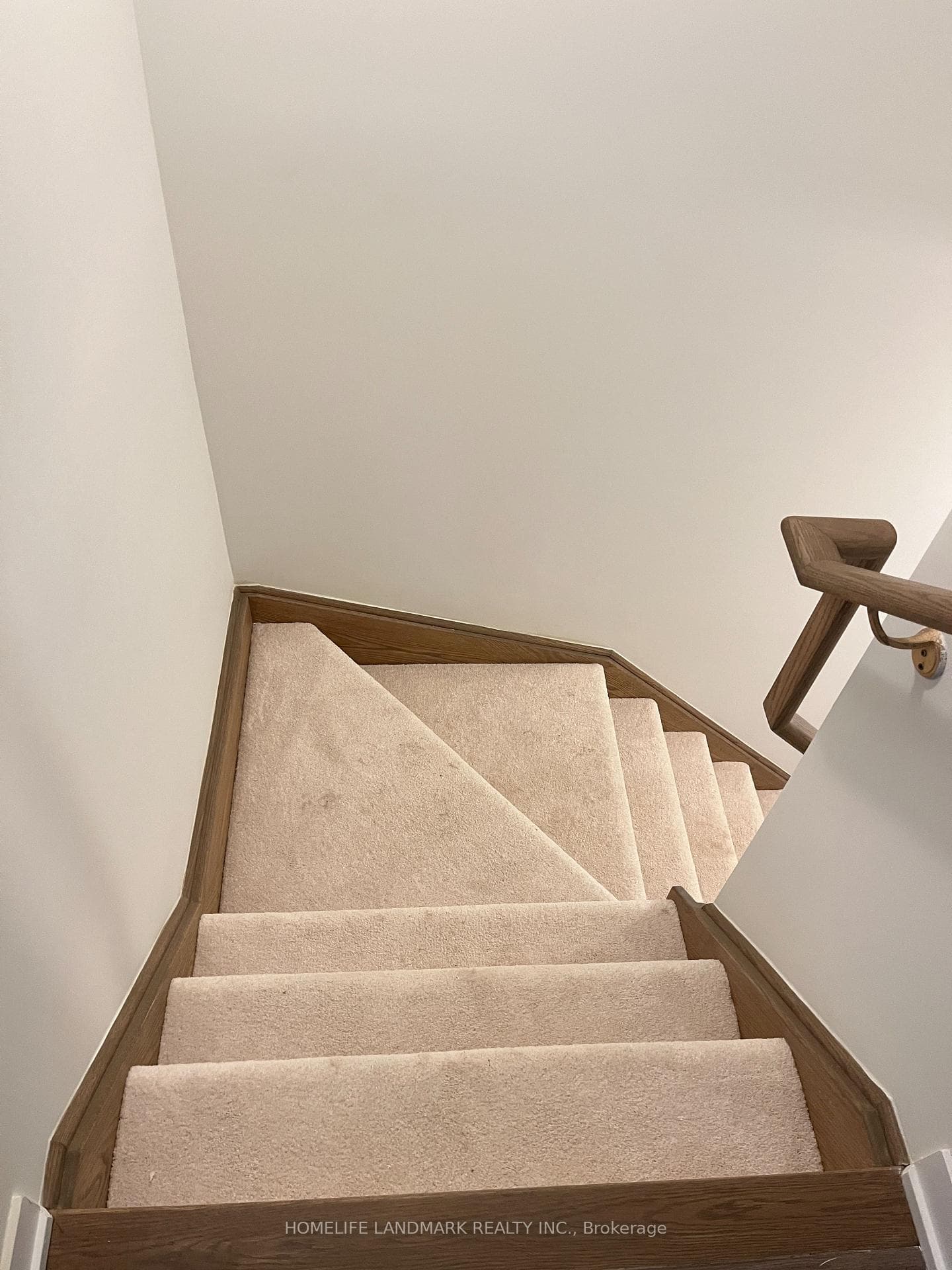 3409 Ridgeway Drive Unit 20 photo 8