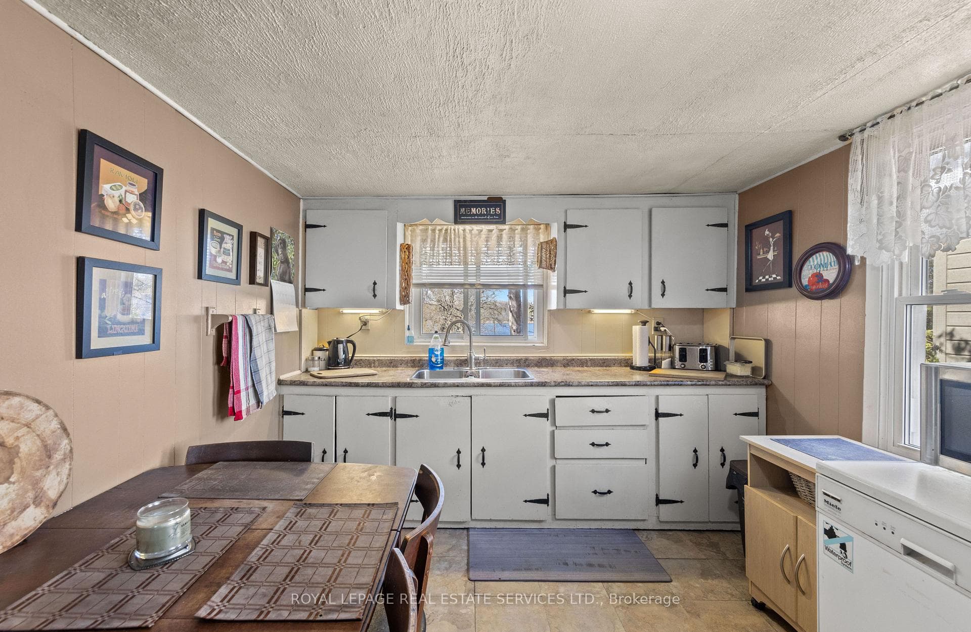 Ample Cabinets / Storage