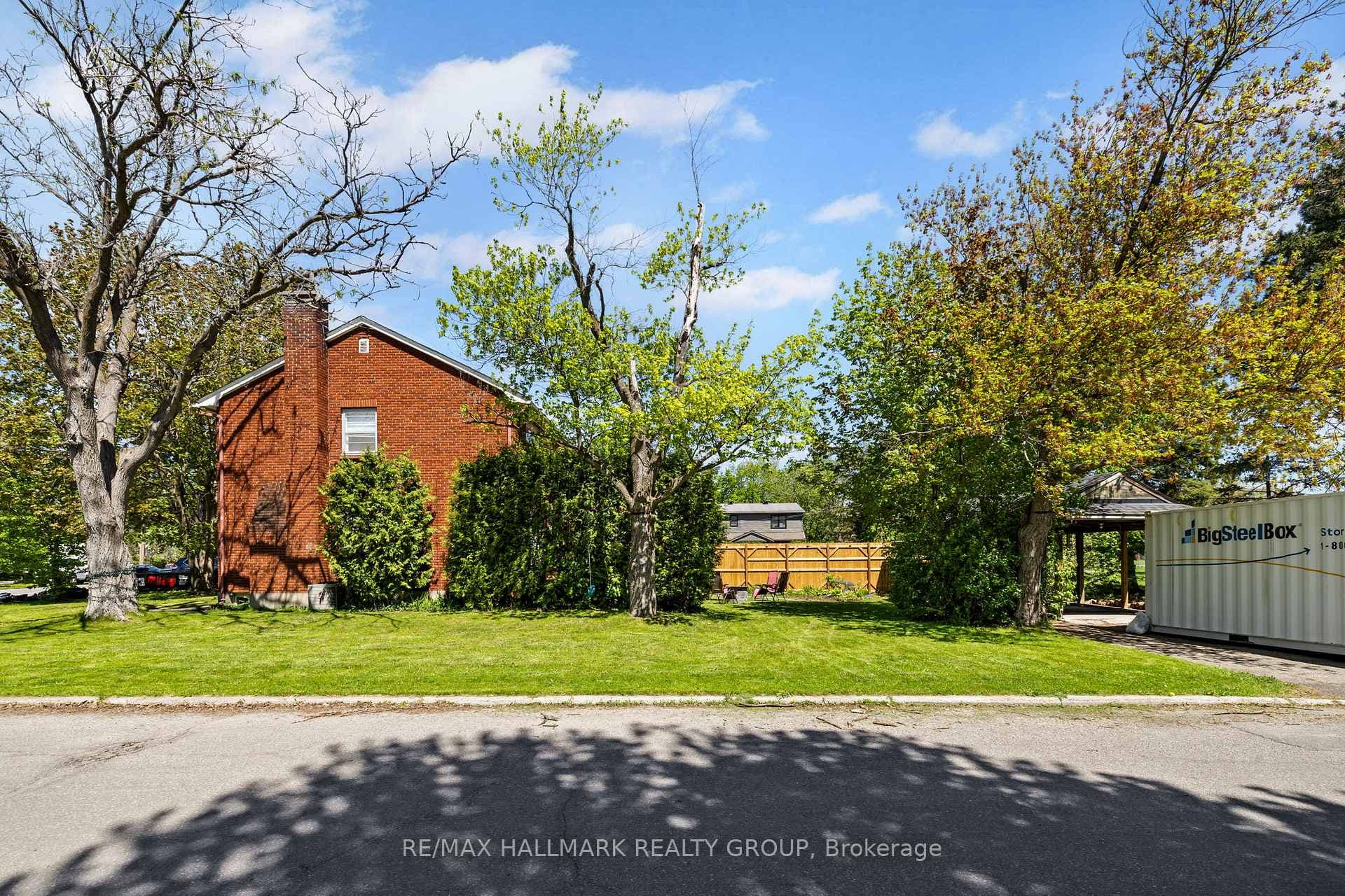 824 Byron Avenue photo 44