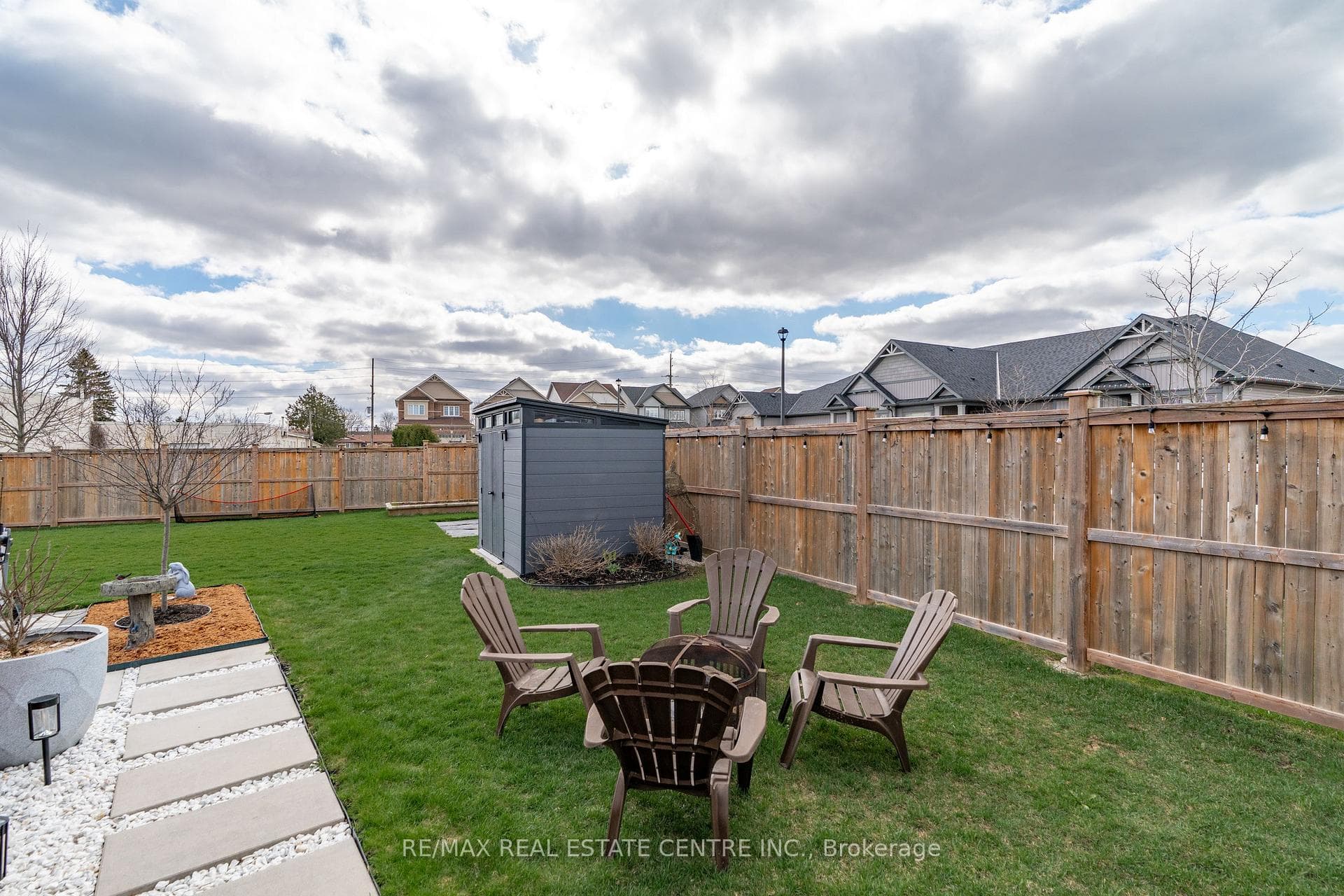 27 Gibbs Way photo 33