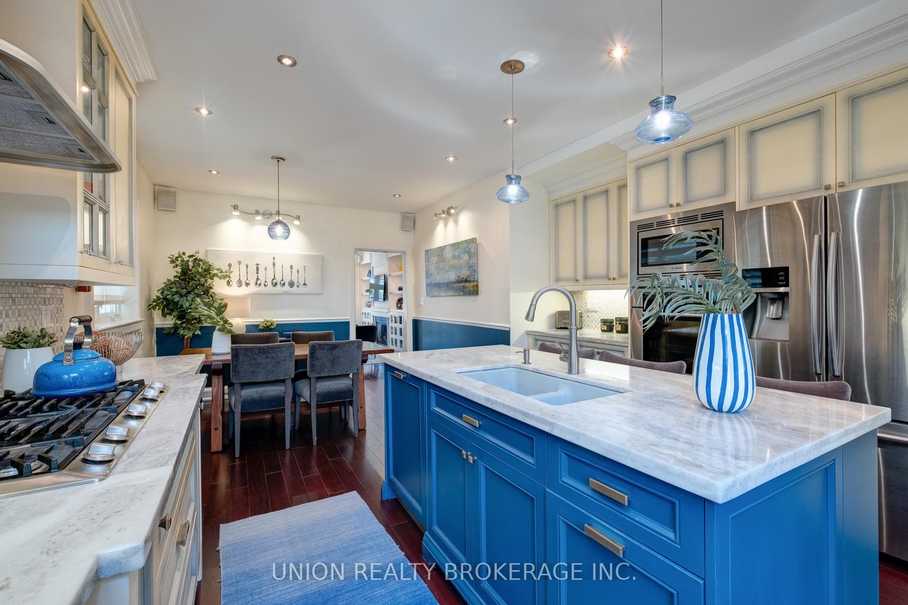 32 Richard Avenue photo 17