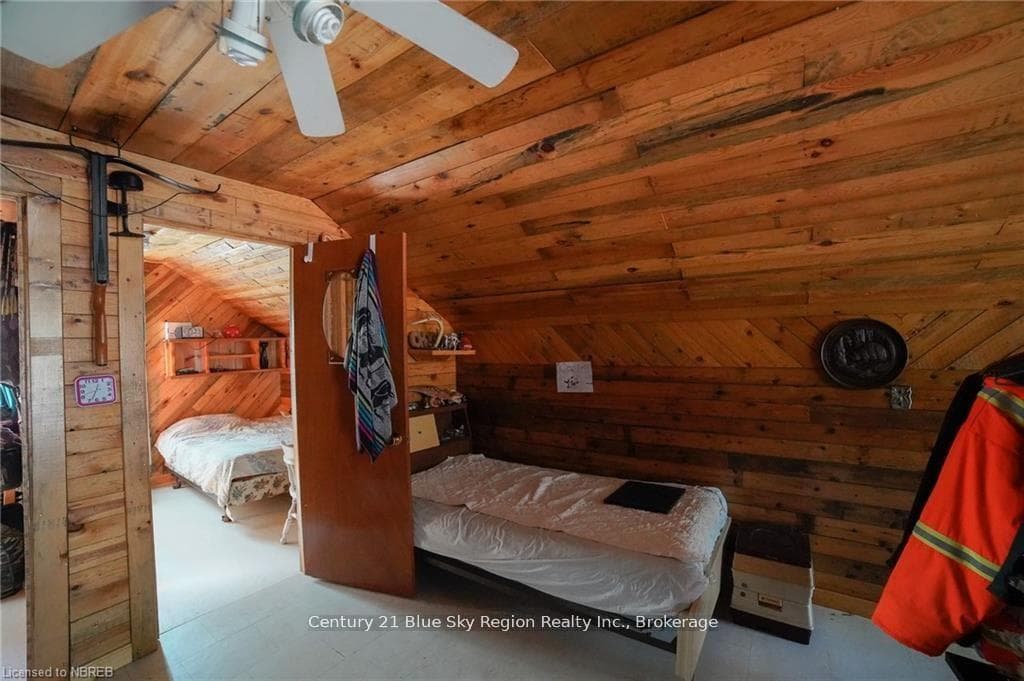 1772 LEIGHTON Road photo 8
