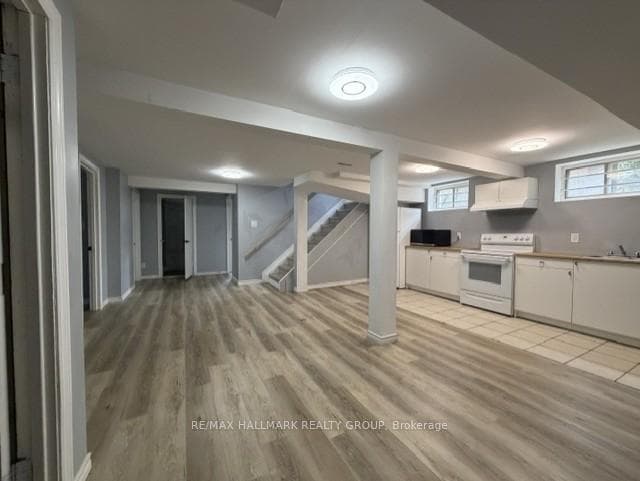98 Donald Street Unit 2 photo 10