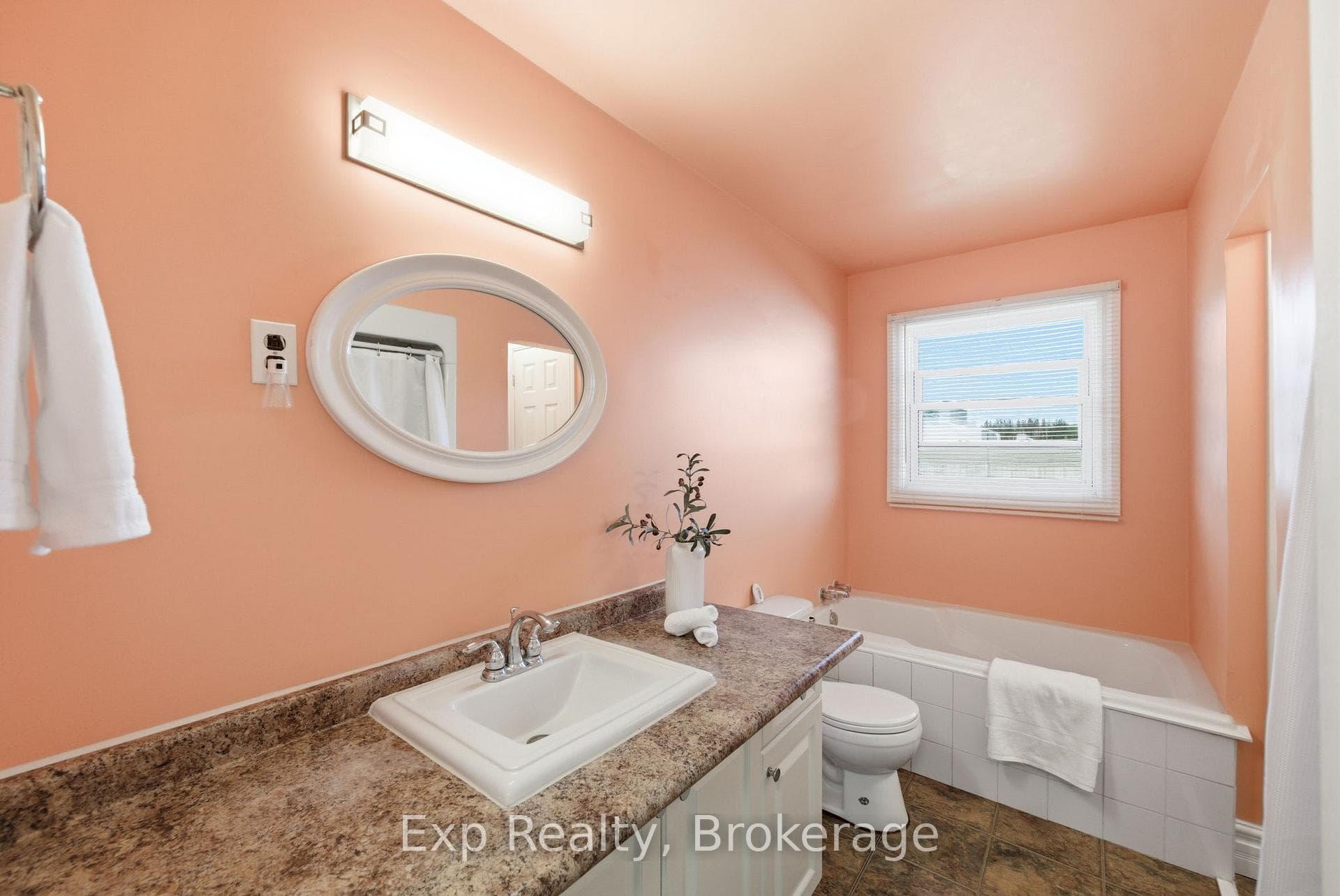 703 Stewart Road photo 15