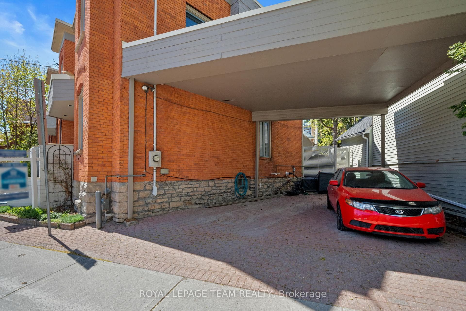 27 Gilmour Street photo 4