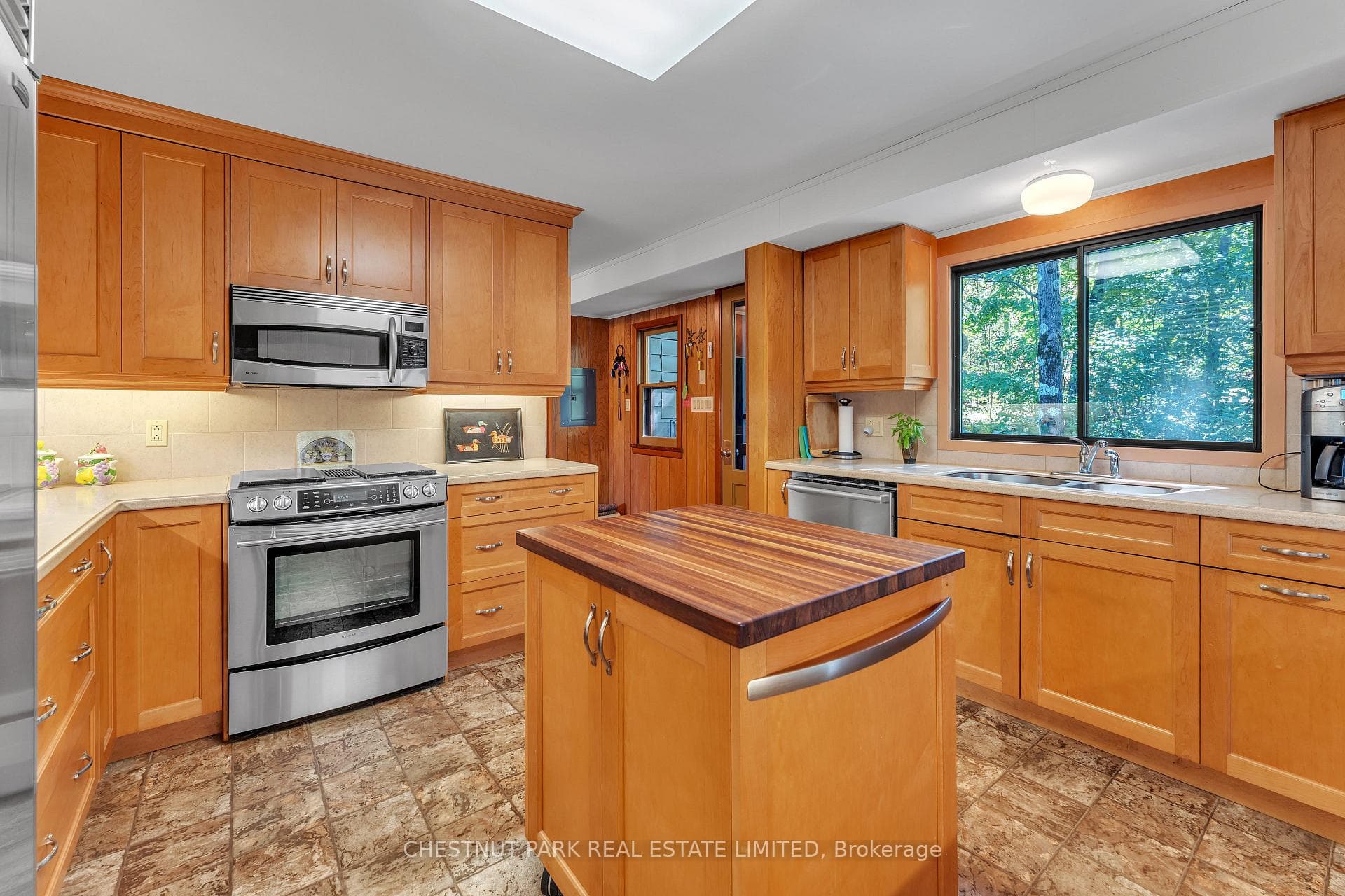 36 BOSTWICK Island photo 16