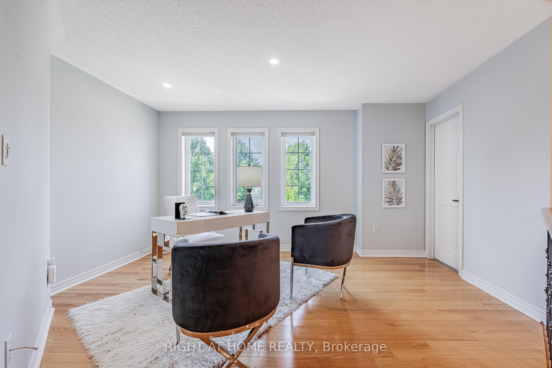 122 Annina Crescent photo 31