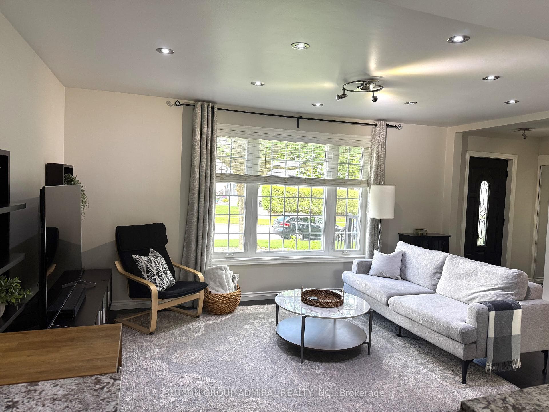 35 Coppermill Drive photo 8