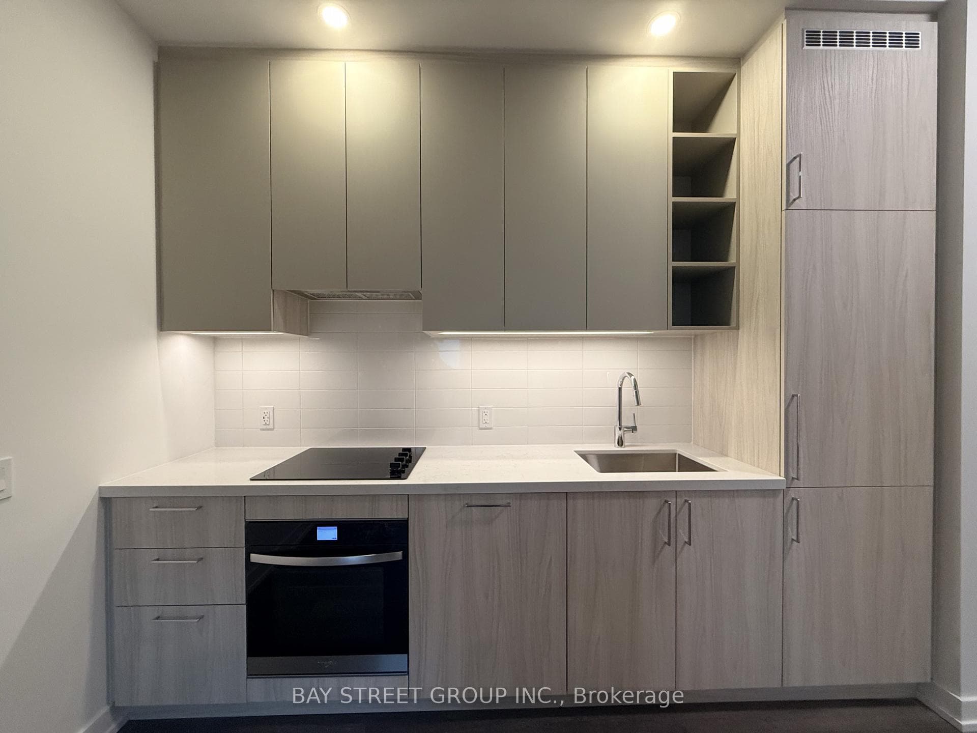 5 Meadowdale Road Unit 308 photo 8