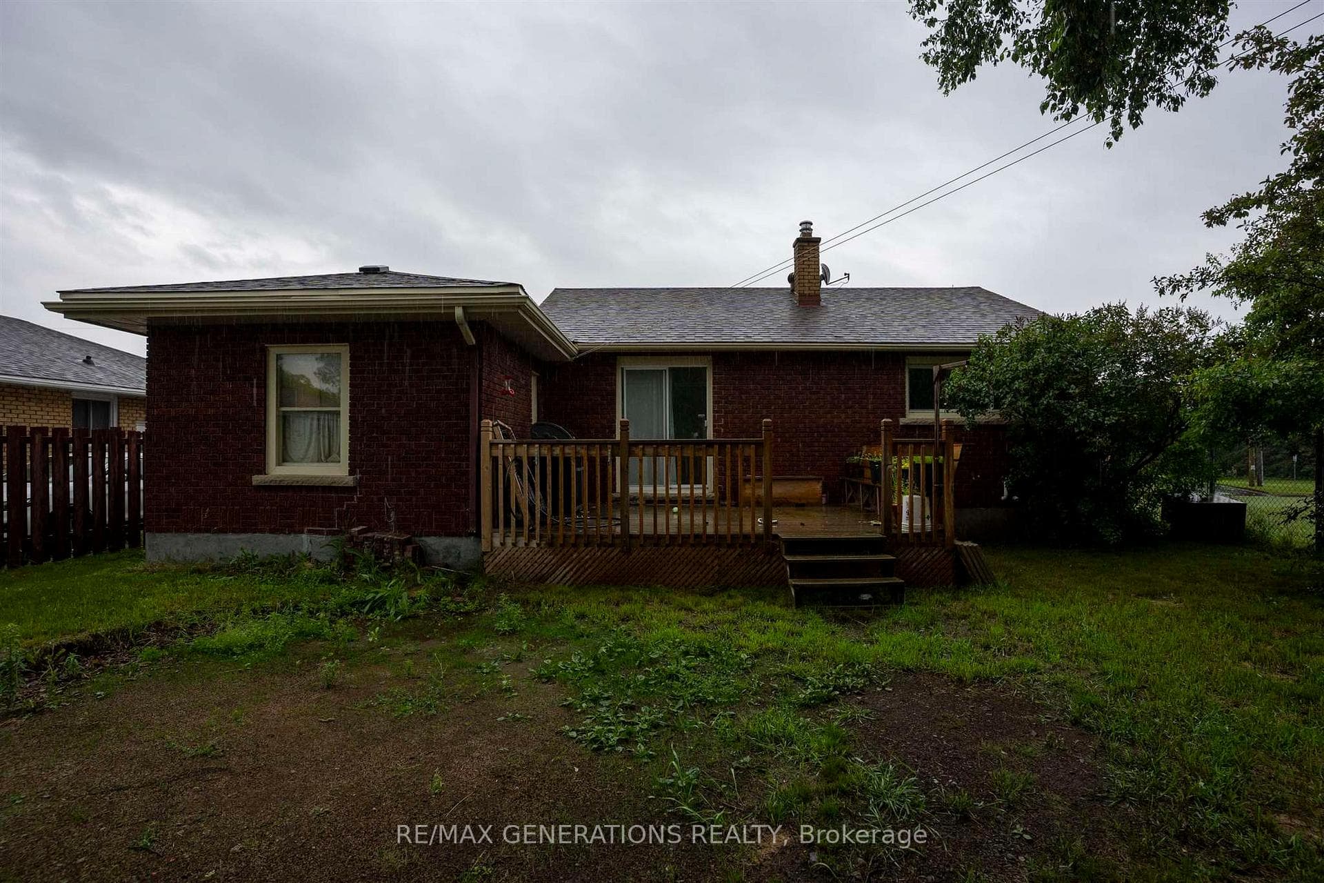 60 Strathcona Avenue photo 22