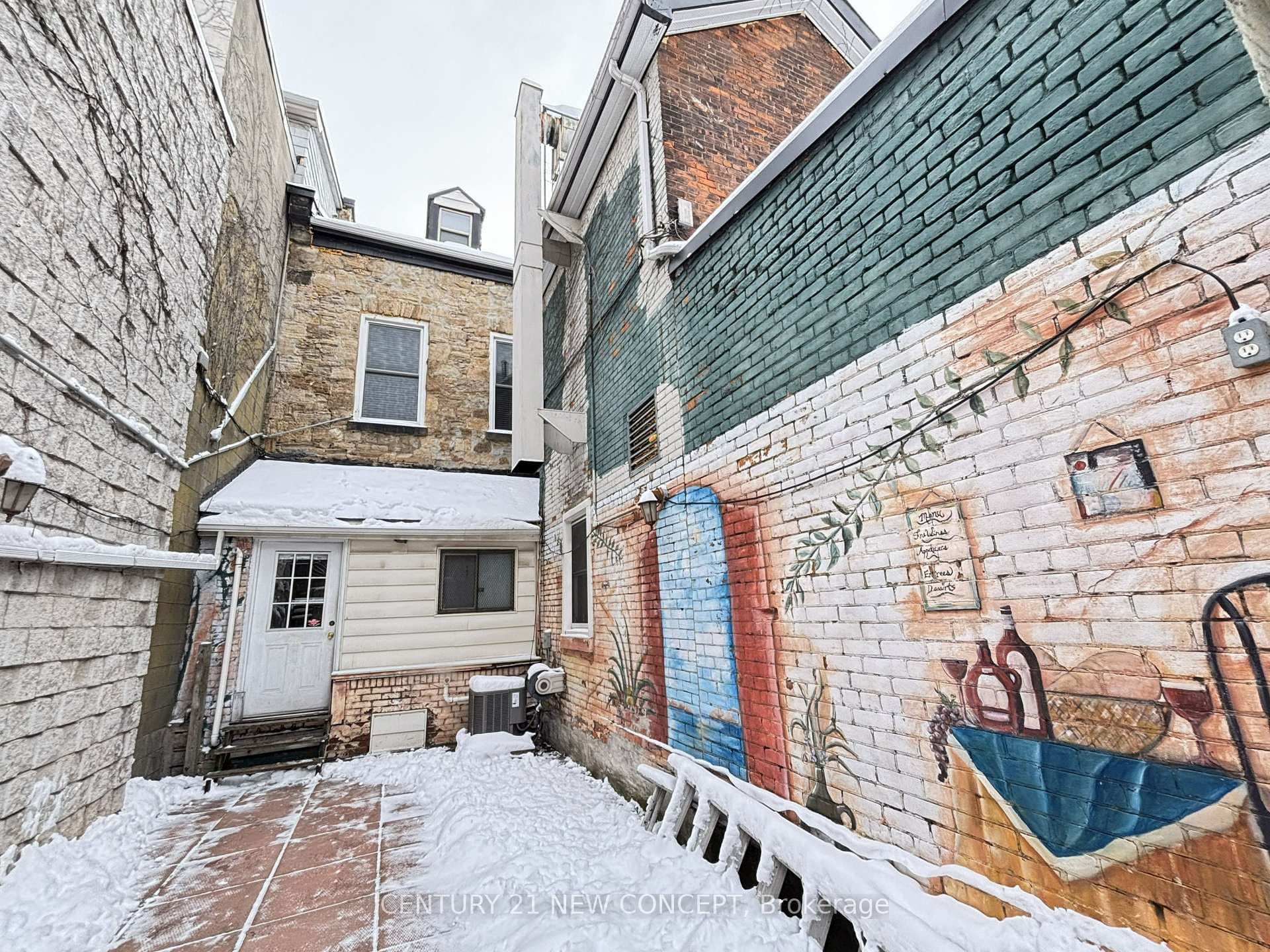 146 James Street Unit Main & Bsmt photo 22