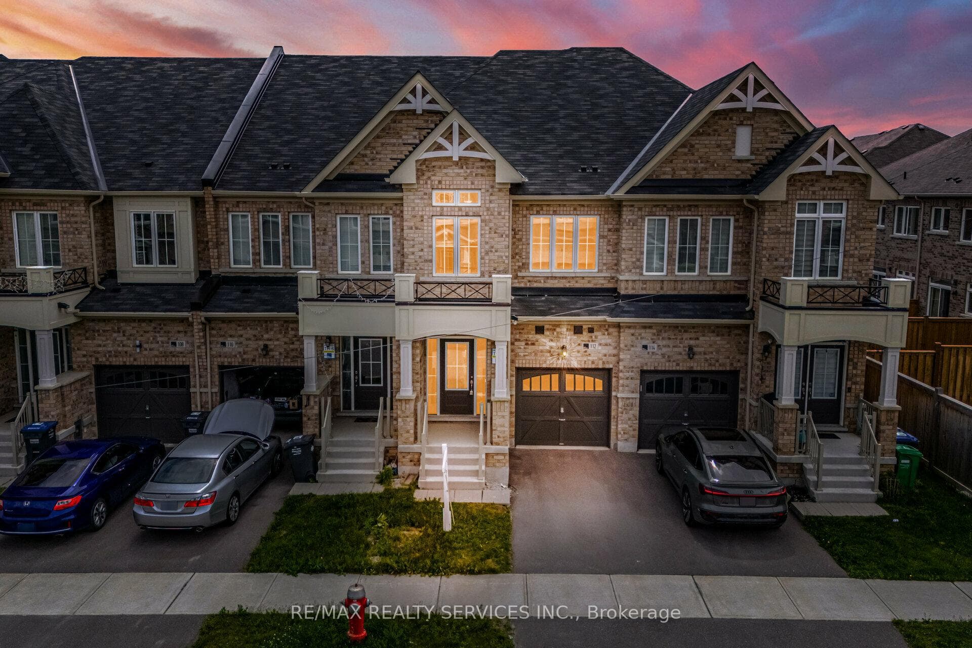 112 Royal Fern Crescent photo 34