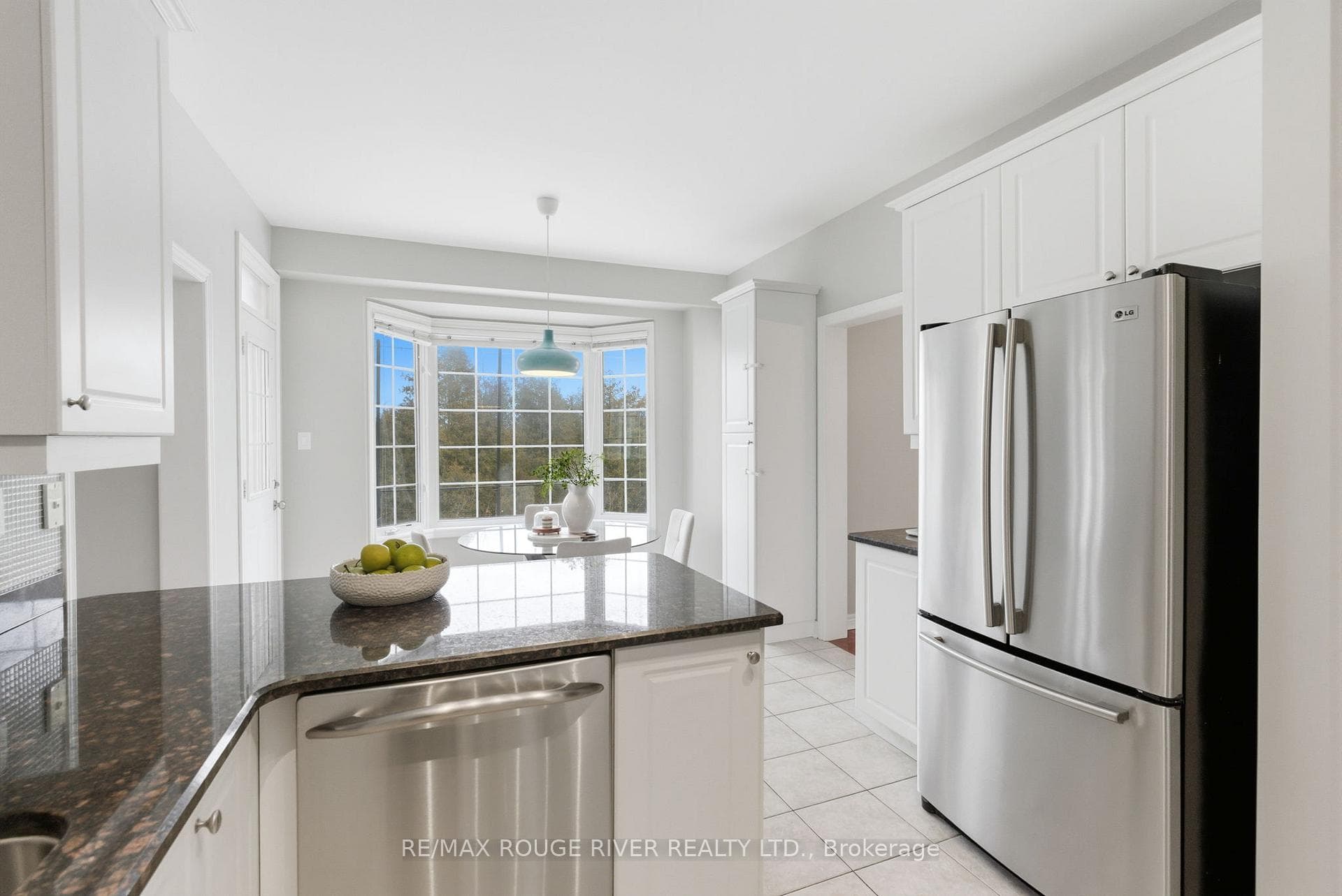 49 Helston Crescent photo 13