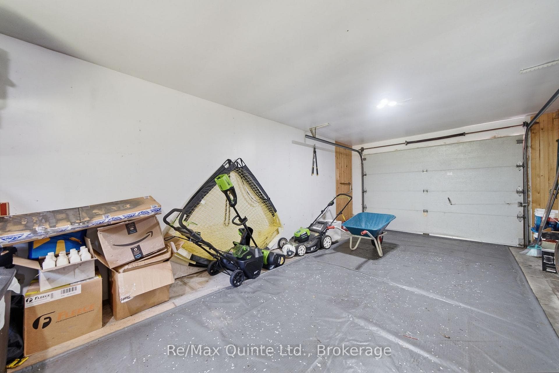 Attached Garage