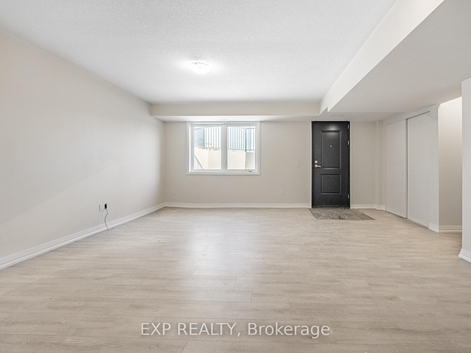 370 Fisher mills Road Unit C01 photo 11