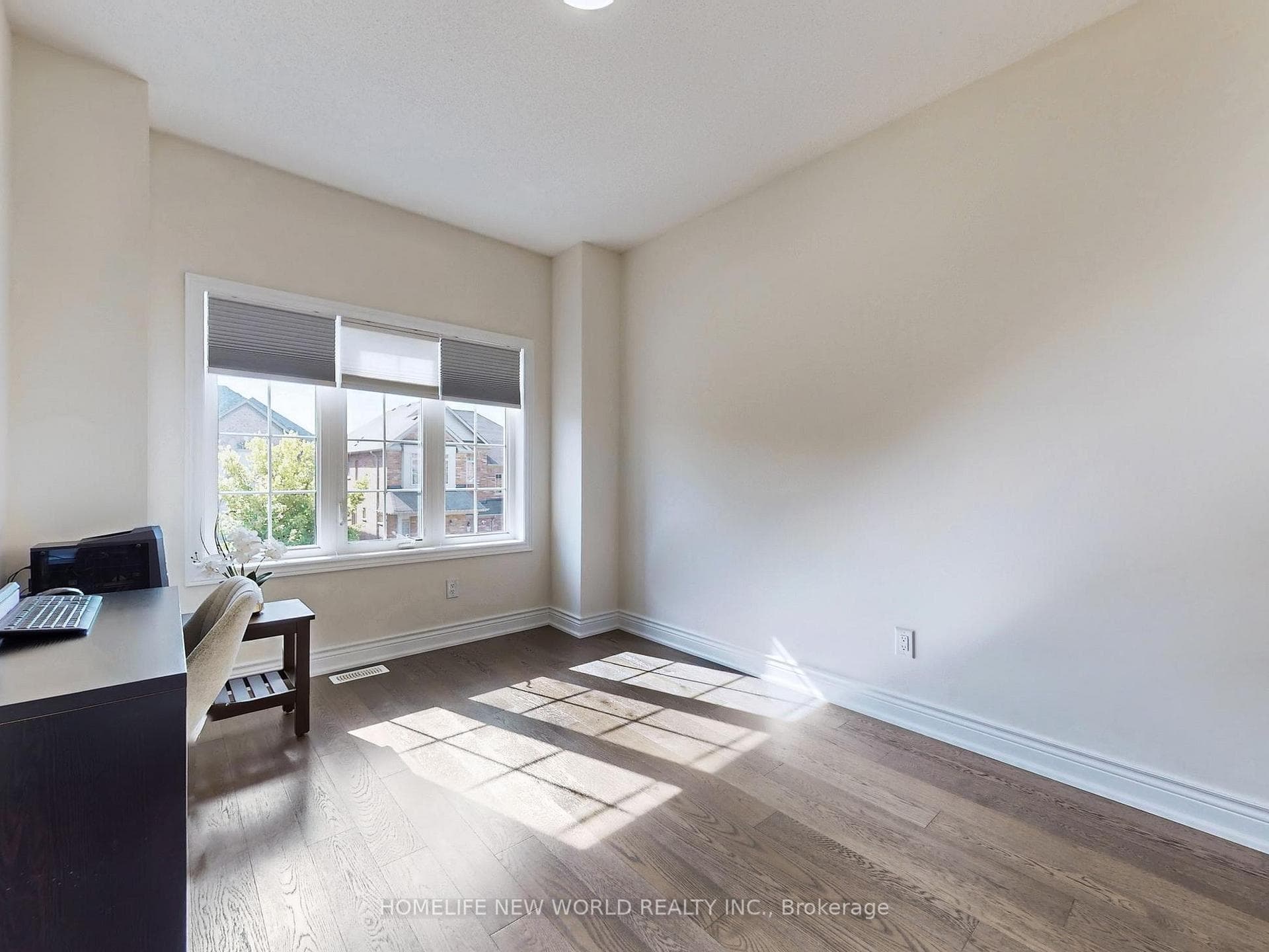 64 Henry Bauer Avenue photo 33