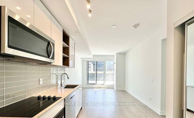 543 Richmond Street Unit 616 photo 3