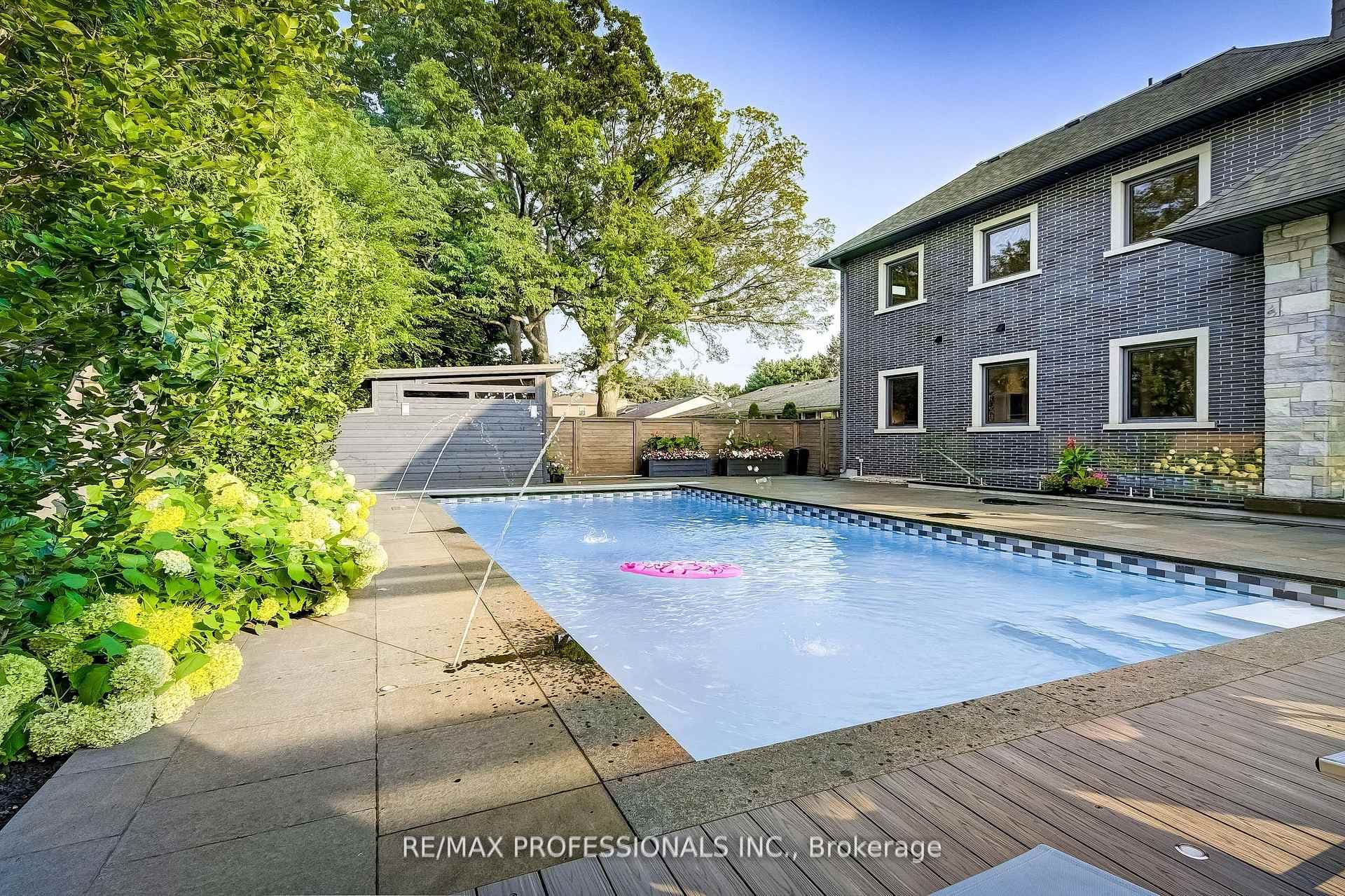 509 The Kingsway N/A photo 36