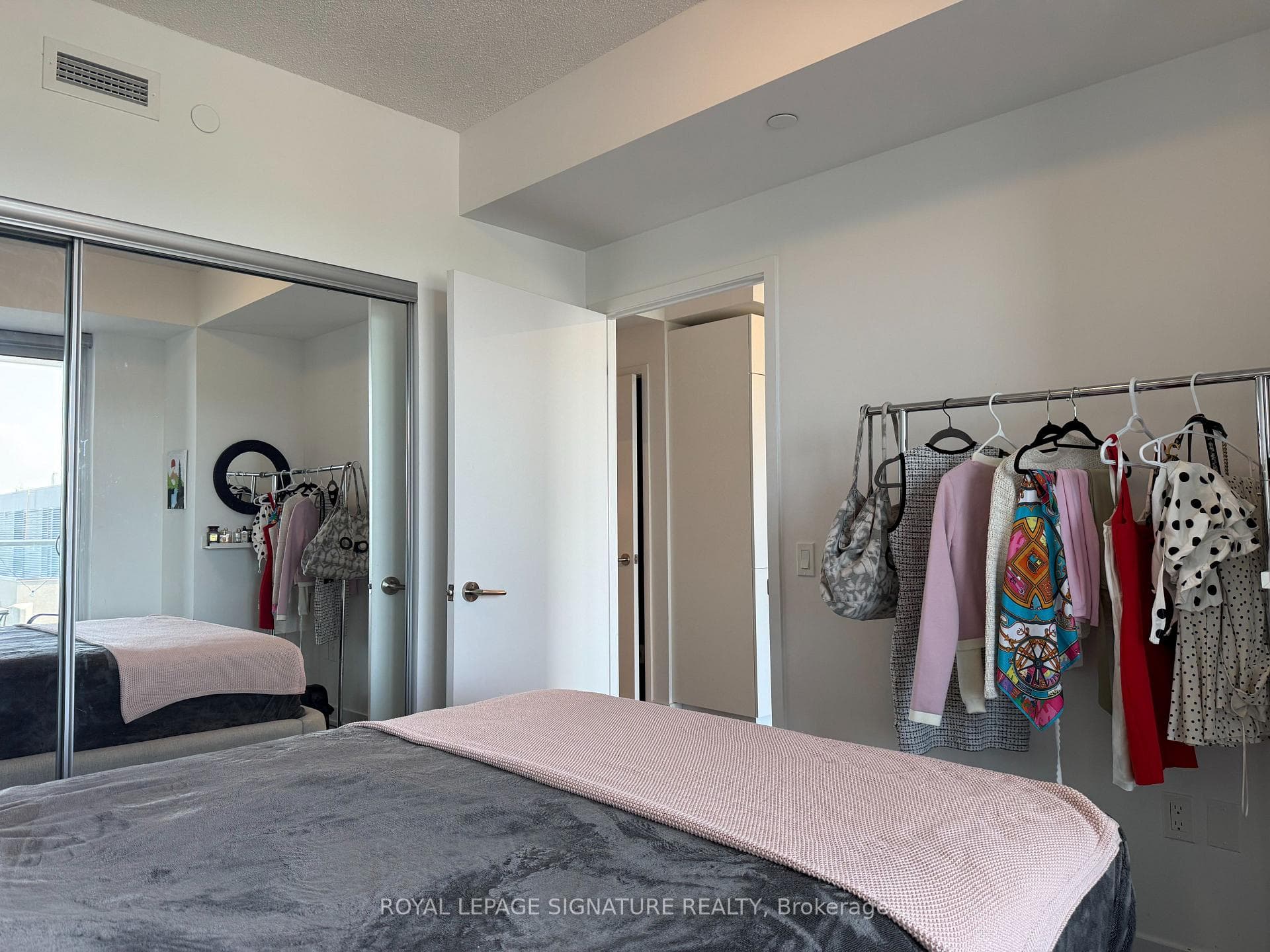 50 O'Neill Road Unit 1609 photo 16