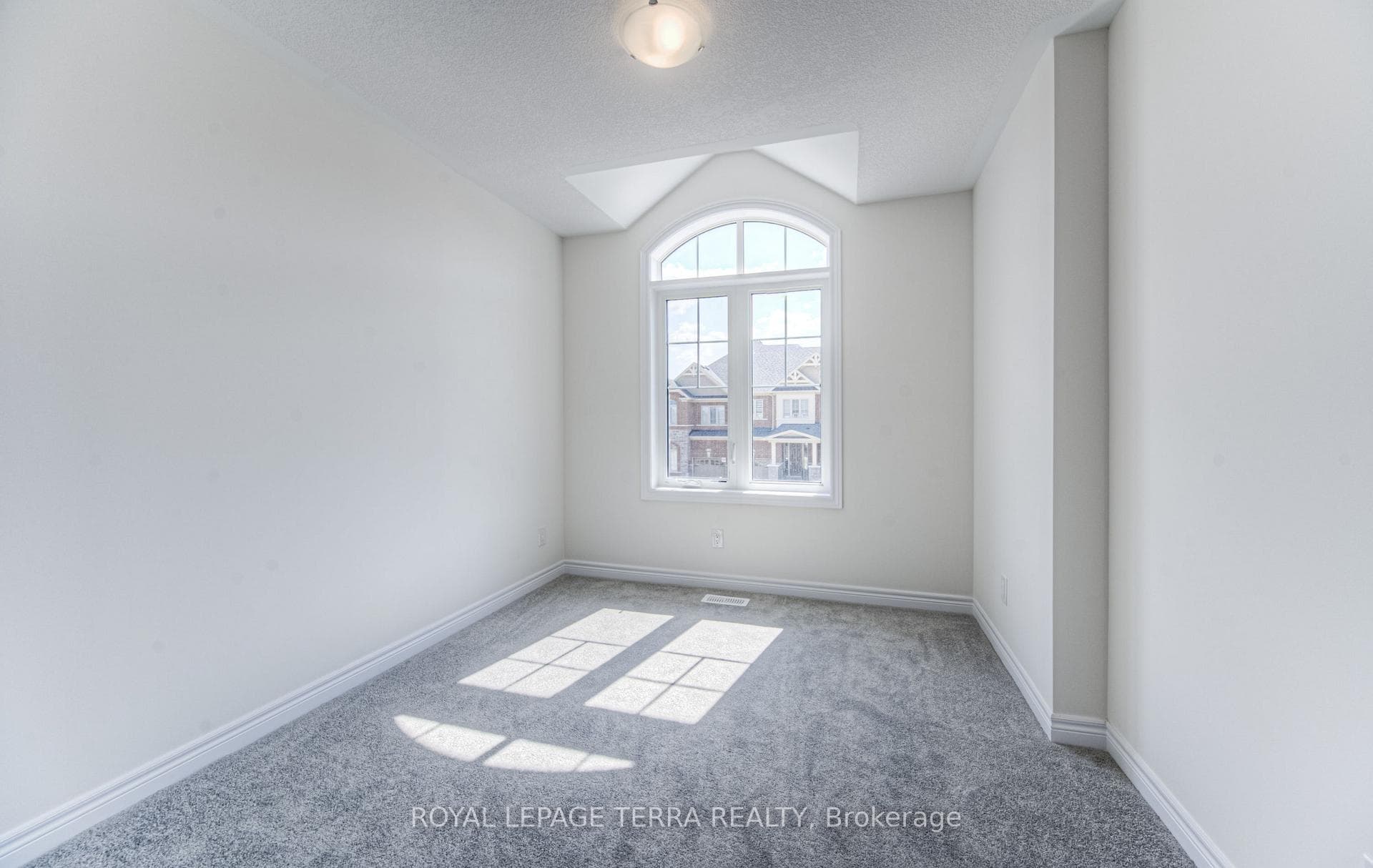 223 Broadacre Drive photo 23